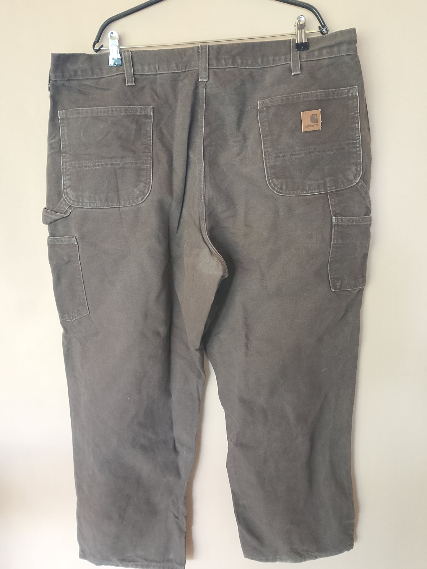 Pantaloni Carhartt, Model Carpenter - Calitate Legendară și Rezistență Maximă!