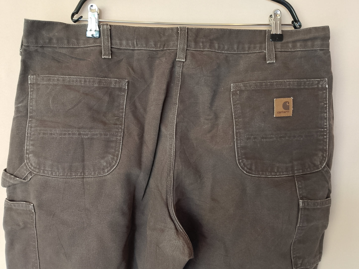 Pantaloni Carhartt, Model Carpenter - Calitate Legendară și Rezistență Maximă!