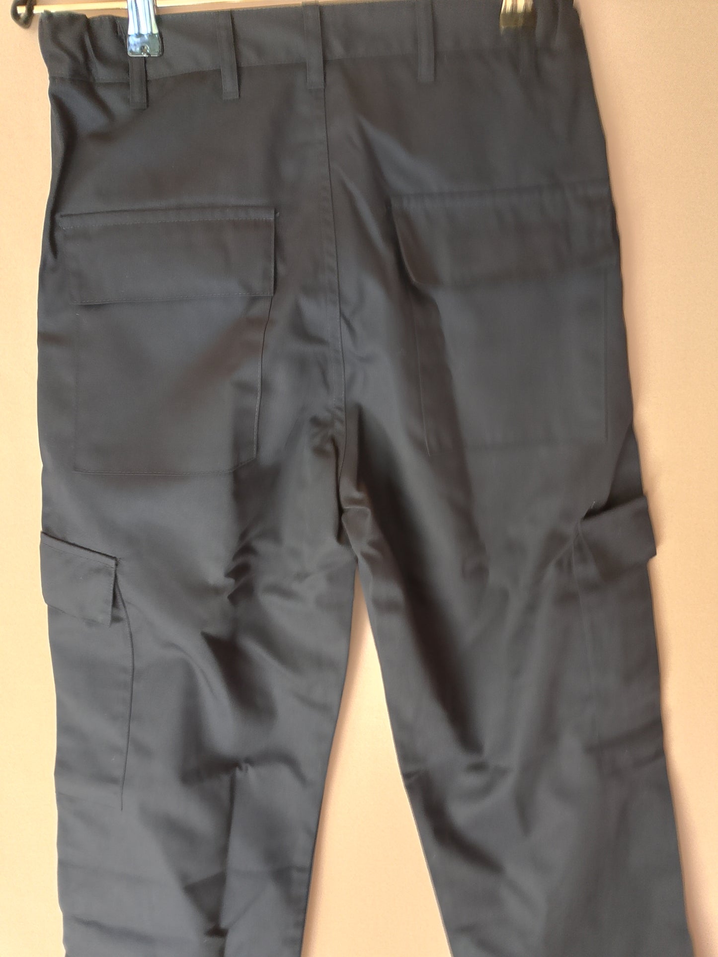 Pantaloni de Lucru Portwest, Mărimea 34 - Cargo Negru, Rezistență și Confort!