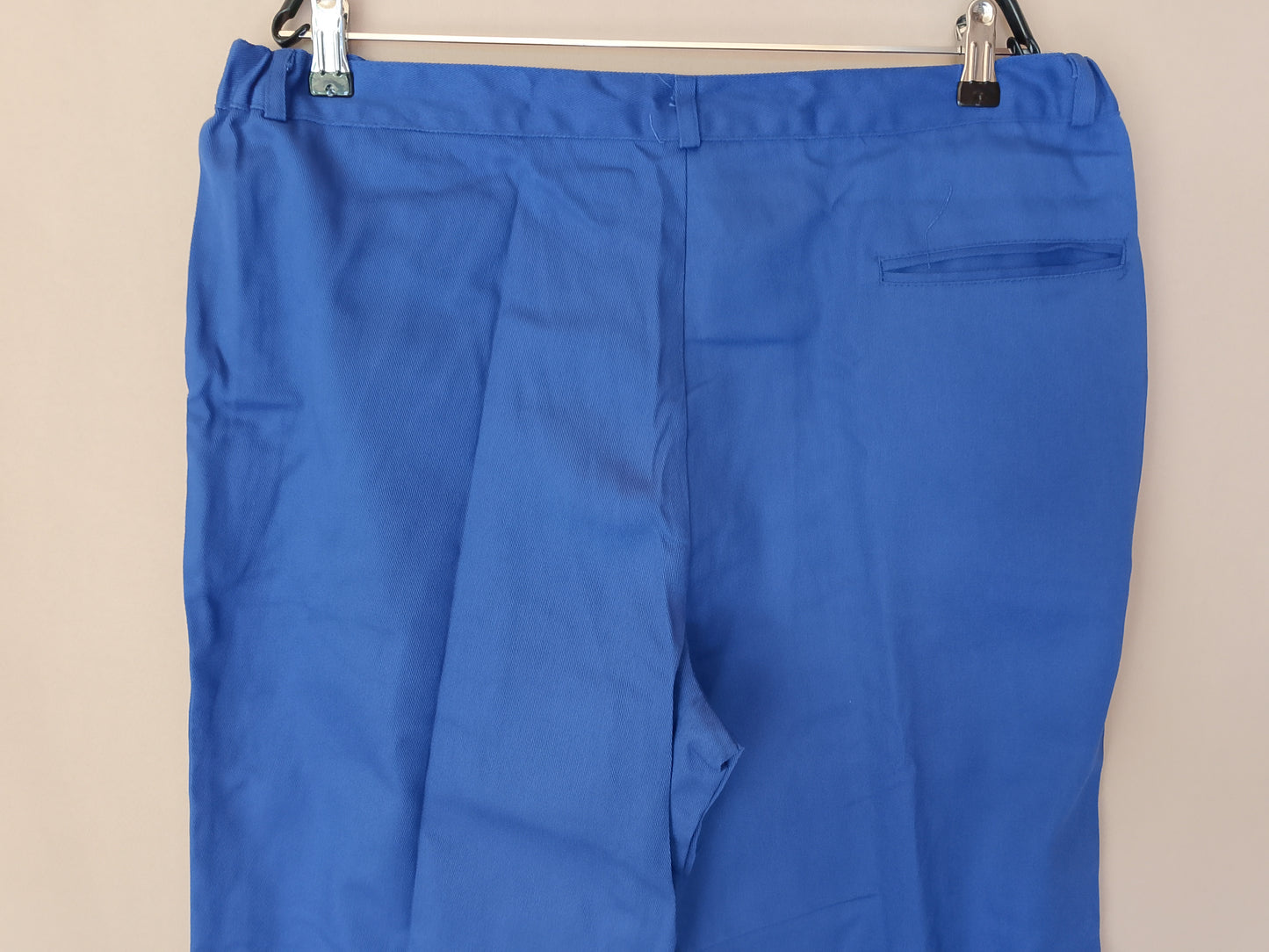 Pantaloni de lucru bleumarin, mărimea 48 - Confort și funcționalitate pentru meseria ta!
