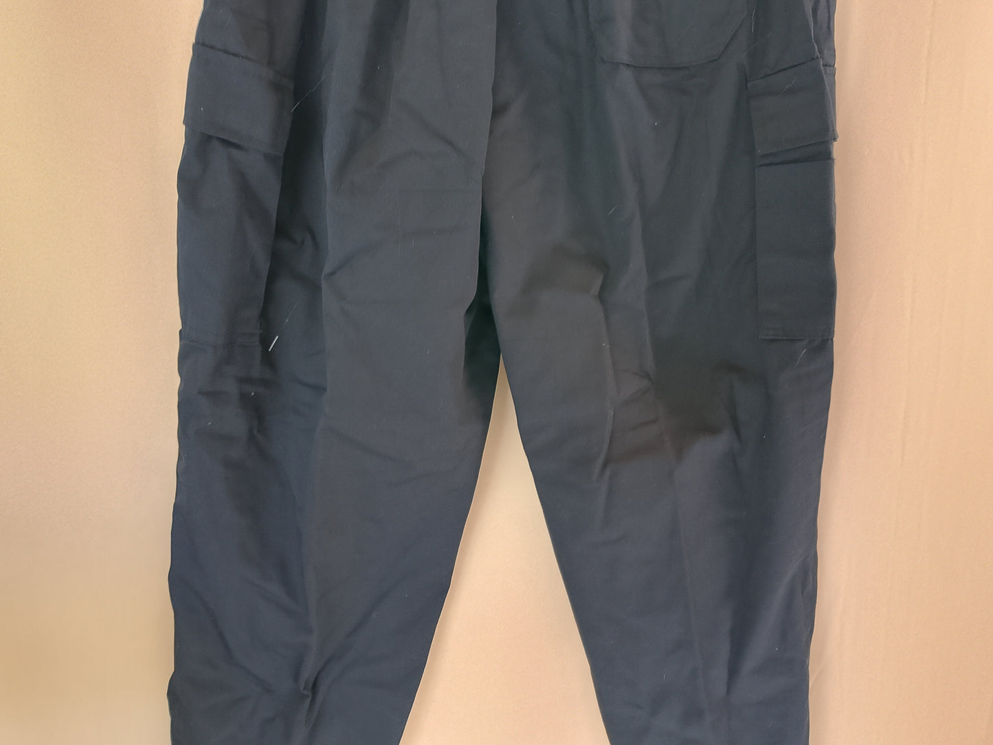 Pantaloni de lucru bleumarin, Mărimea 60 - Grosi si captusiti. Pentru zilele reci.