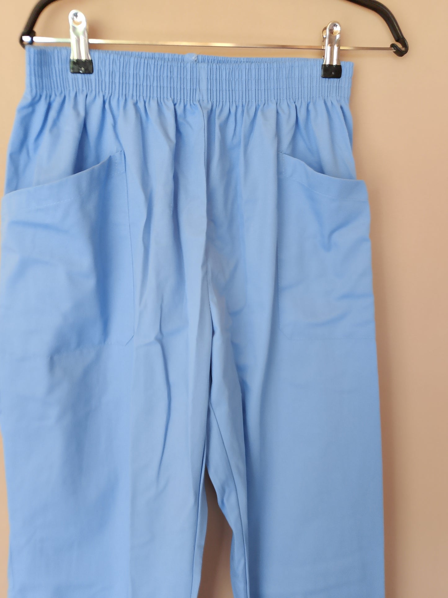 Pantaloni medicali unisex - Confort și funcționalitate pentru profesioniști