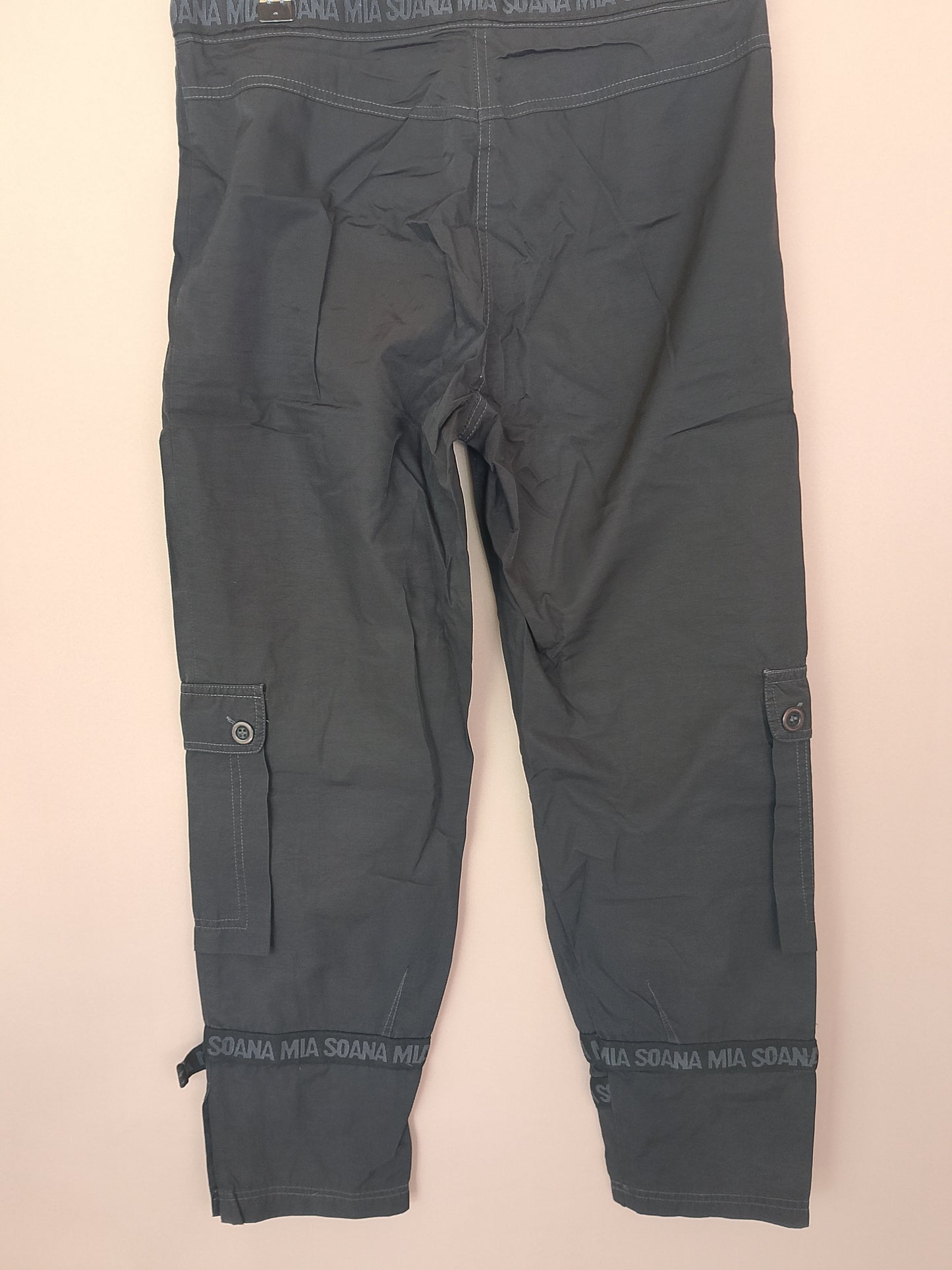 Pantaloni capri de damă, tip cargo, MIA SOANA - Marime 38