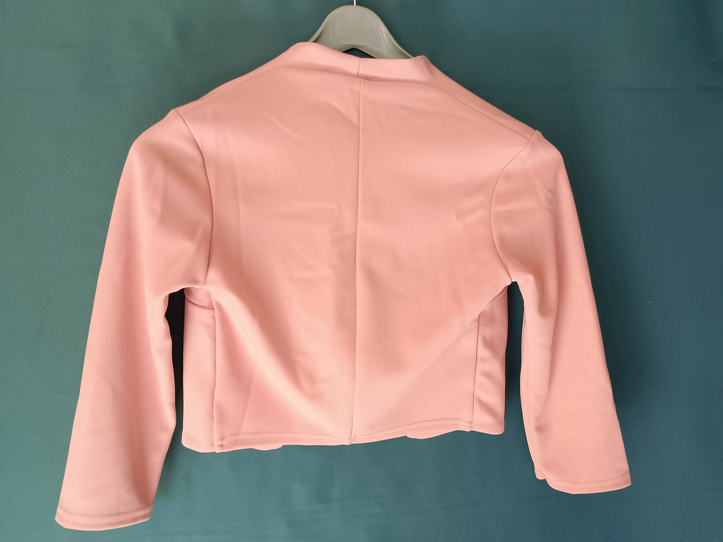 Bolero Elegant 'QUIZ', Culoare Roz Pudră, Mărimea XS - Adaugă un plus de rafinament ținutei tale!
