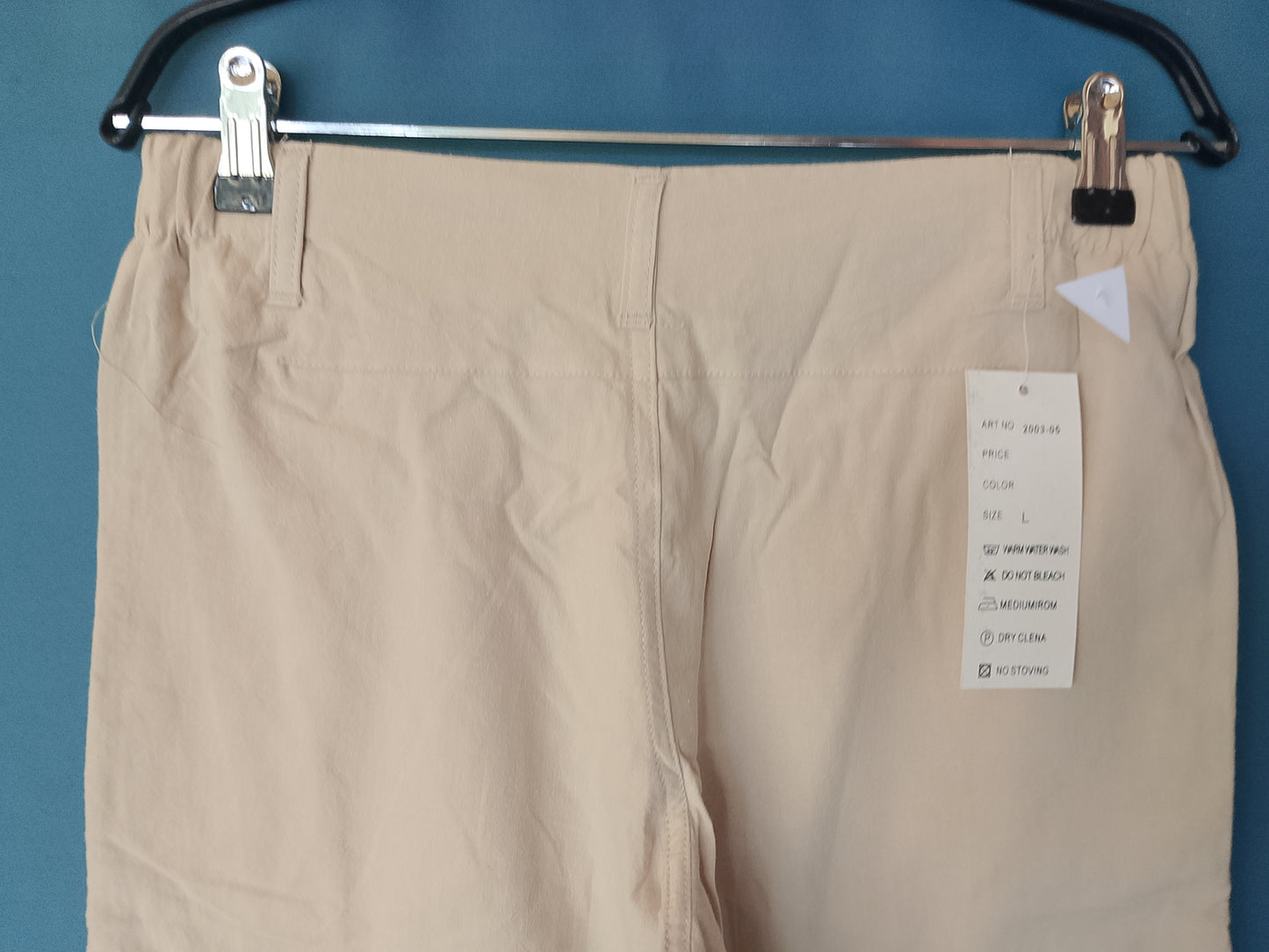 Pantaloni 3/4 Cargo de dama, mărimea L - Ideali pentru Exploratori Urbani!