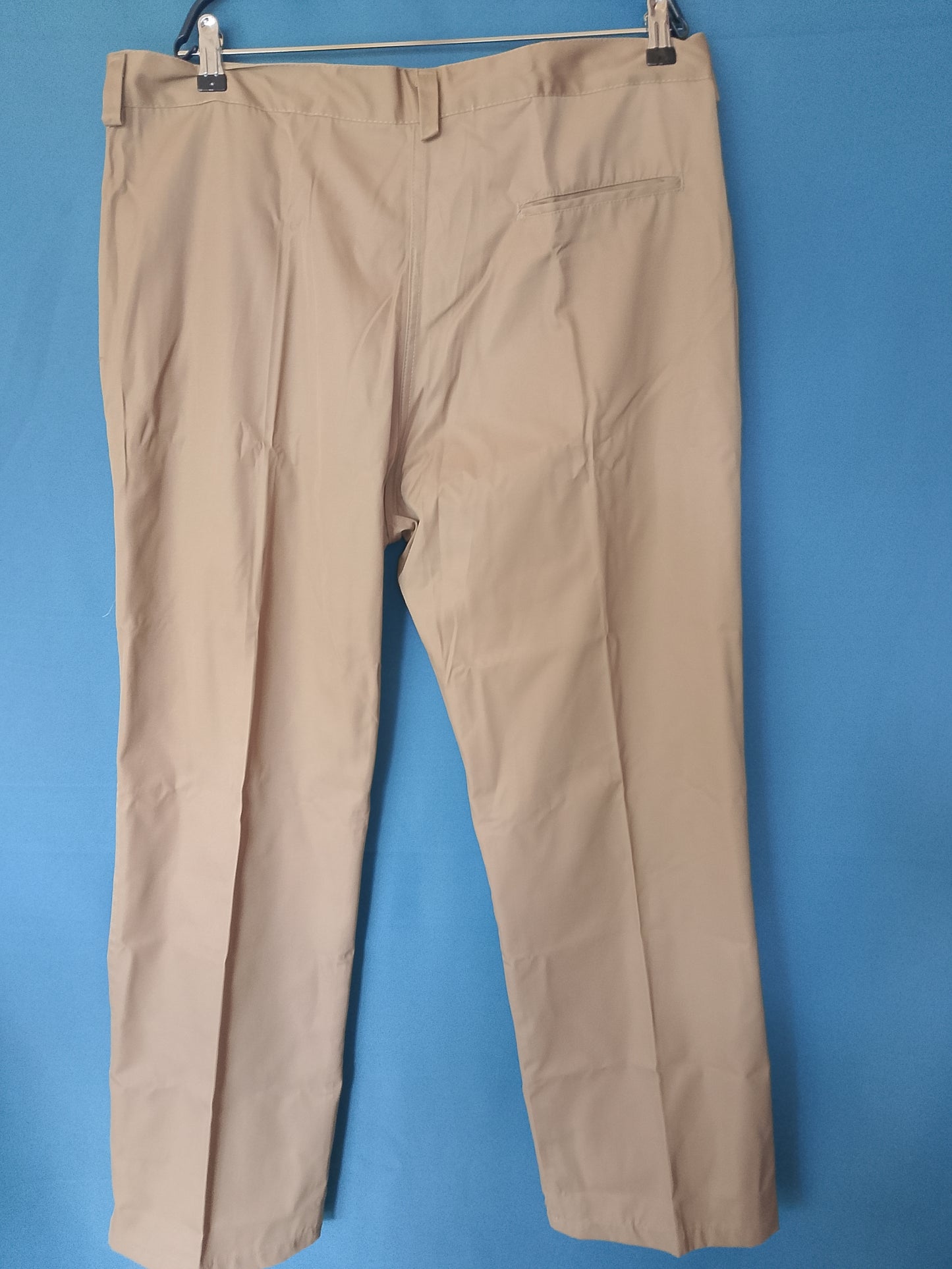 Pantaloni Khaki de Bărbați - Clasici și Versatili pentru Orice Ocazie! Marime 52