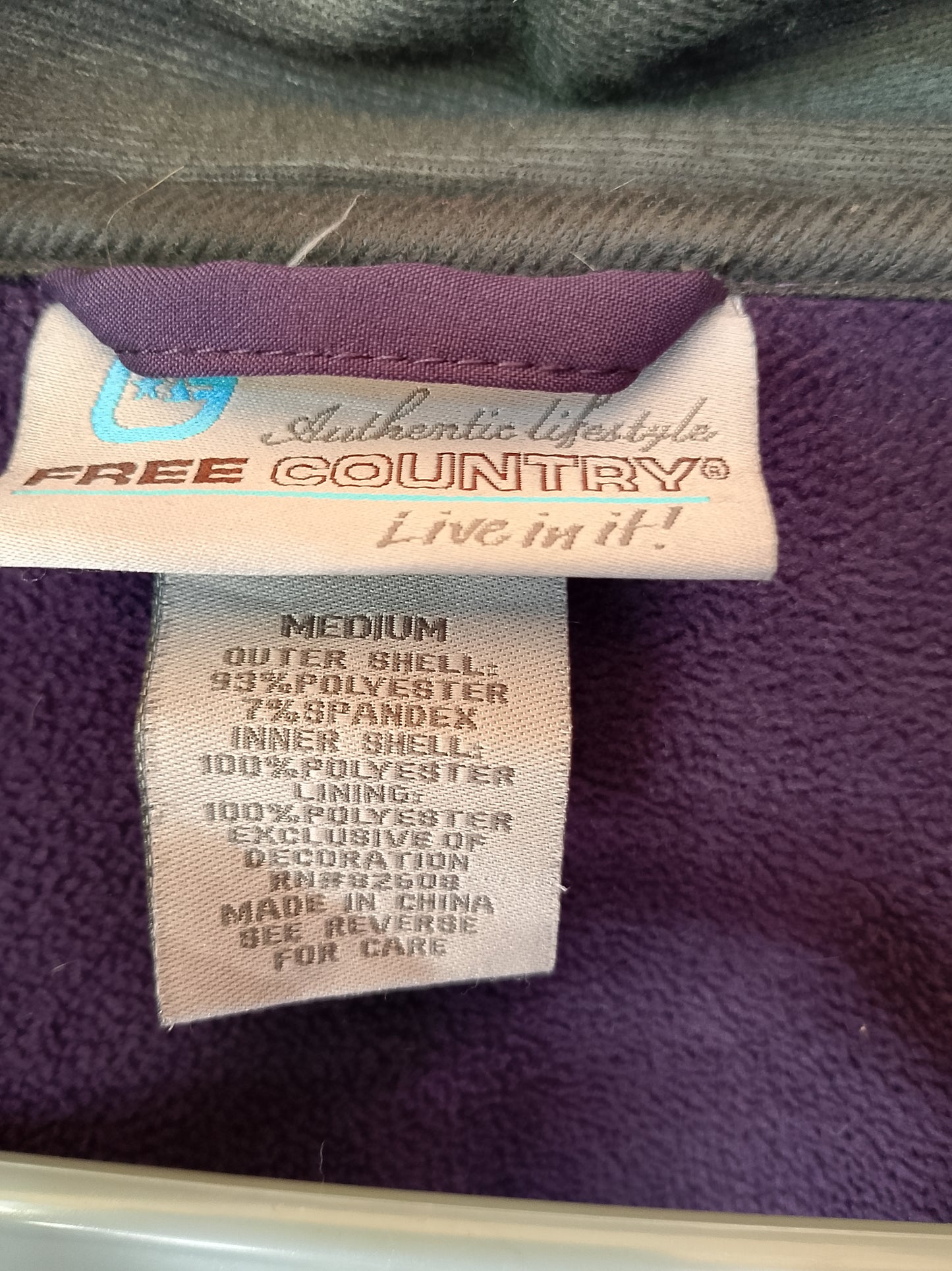 Geacă softshell Free Country, mov/gri, ideală pentru activități outdoor, mărimea M