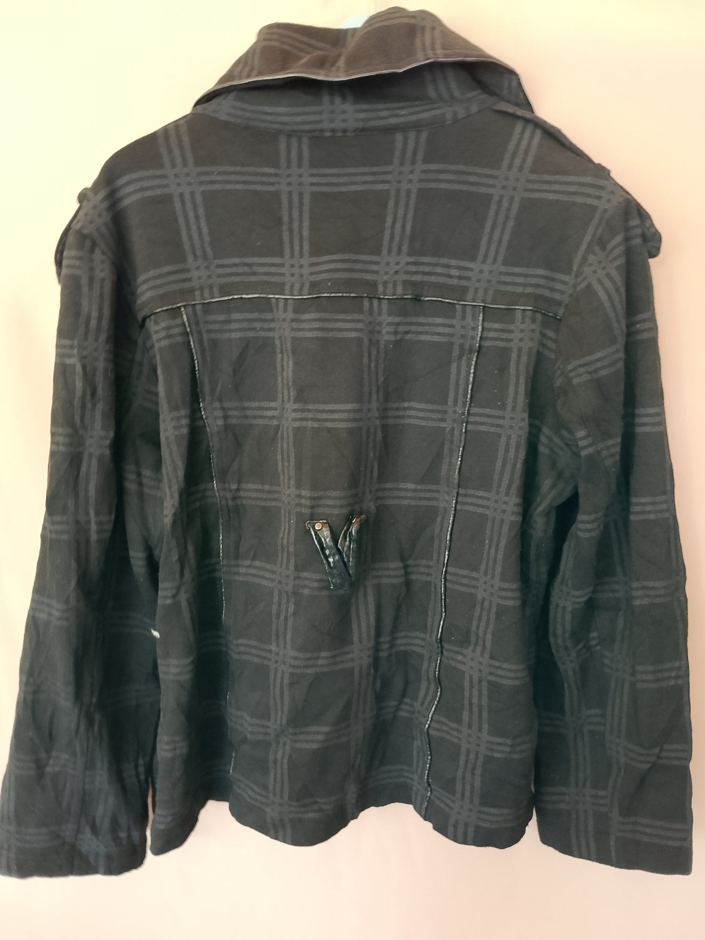 Jachetă / Palton Scurt Dama, Guler Amplu - Stil Urban Chic!