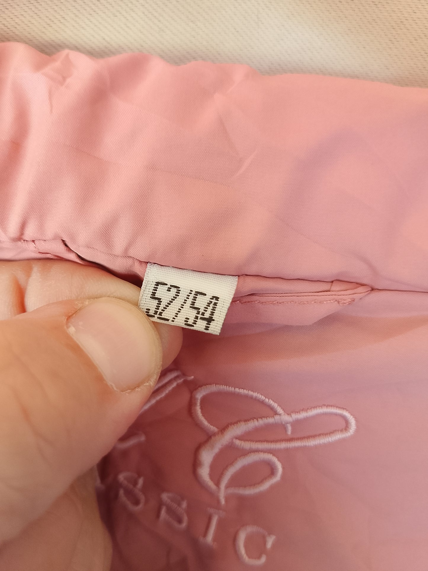 Jachetă matlasată roz pudrat, cu model deosebit - Eleganță și stil pentru zilele răcoroase! Marime 52-54