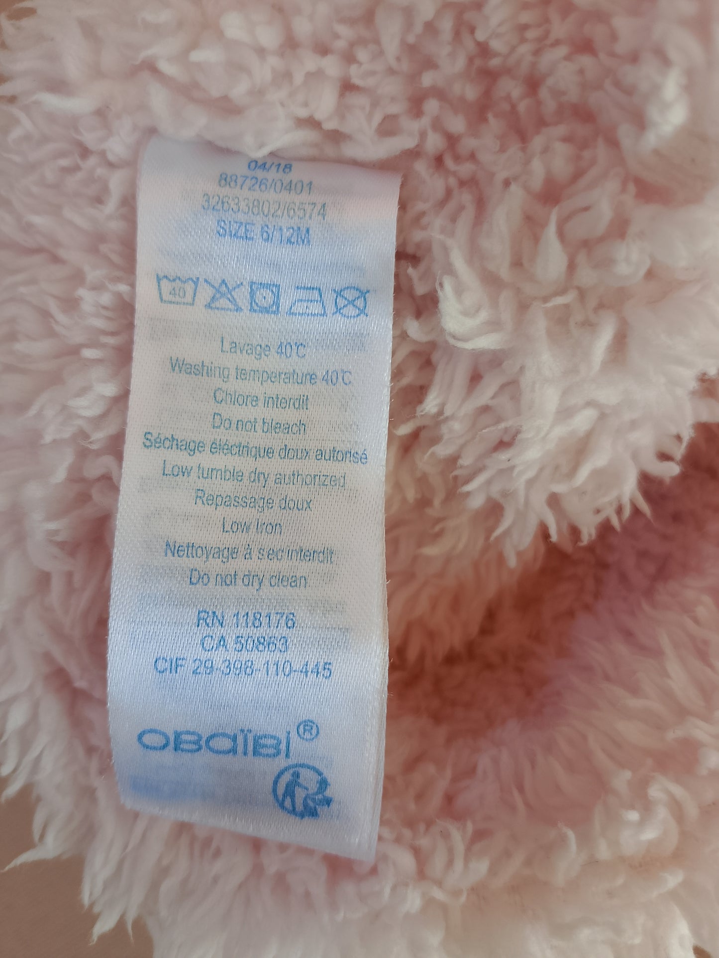 Zână din povești: căciuliță roz, de iarnă, cu broderie delicată pentru bebeluși!
