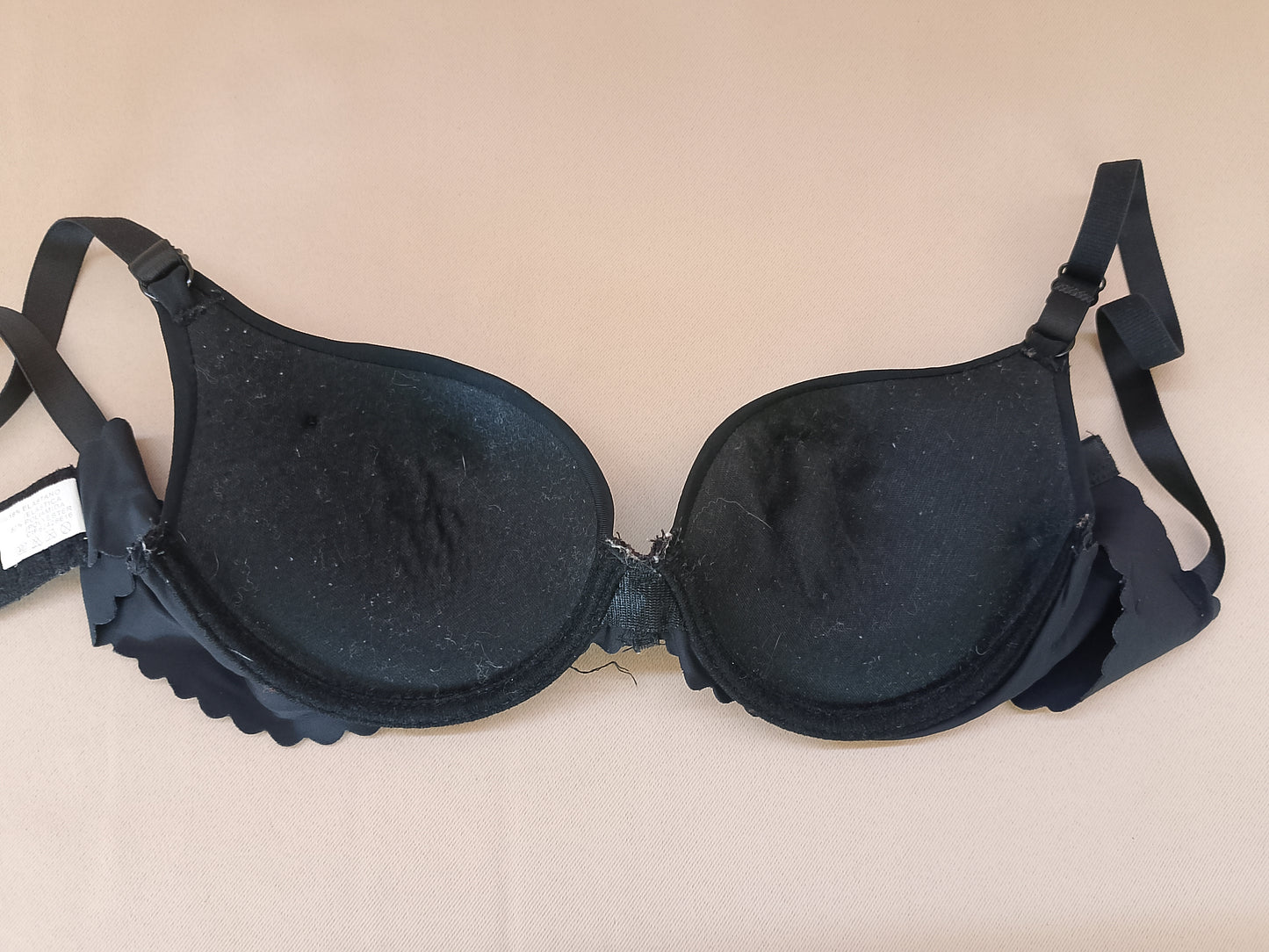Eleganță Simplă: Sutien Negru Clasic Channo – Confort Zilnic Esențial! 80B