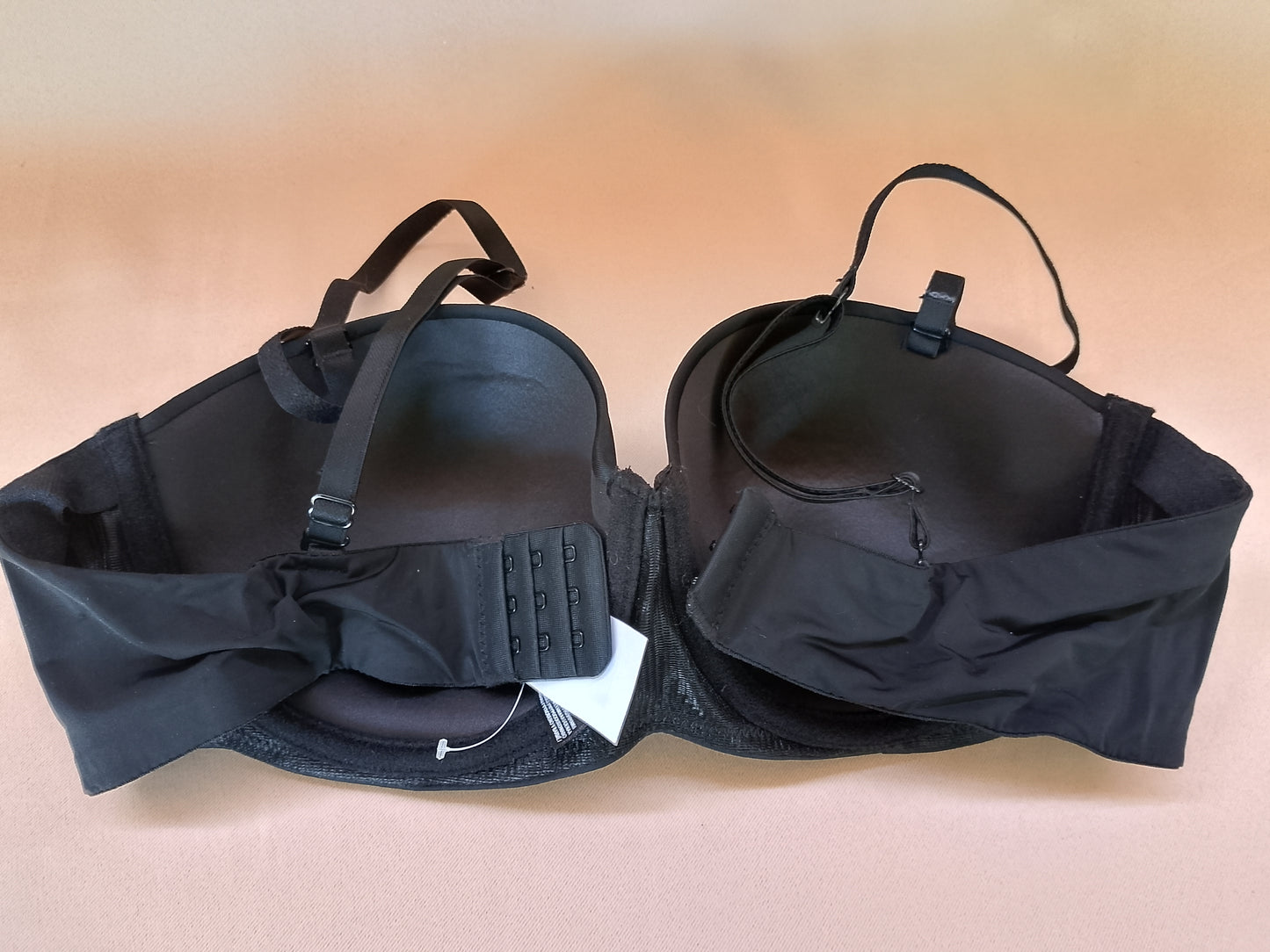 Versatilitate Maximă: Sutien Multi-Poziții Negru Primark – Perfect pentru Orice Decolteu! 85 C