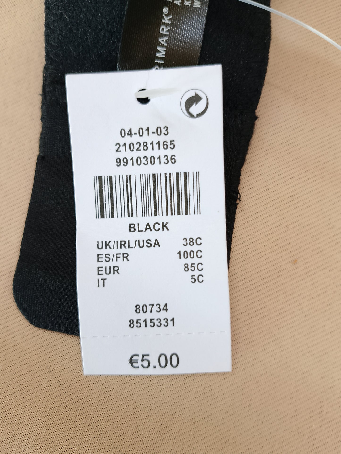 Versatilitate Maximă: Sutien Multi-Poziții Negru Primark – Perfect pentru Orice Decolteu! 85 C