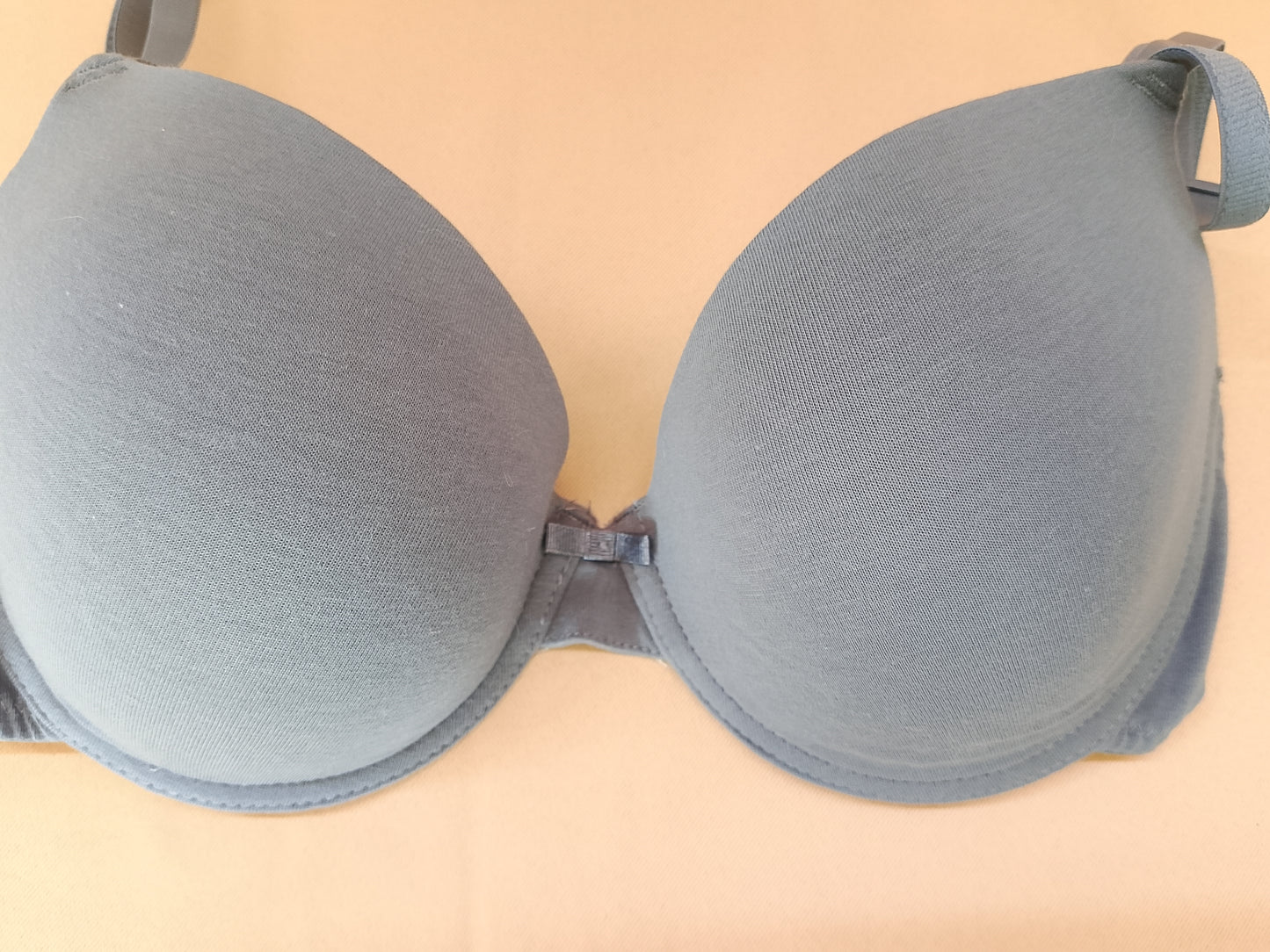 Eleganță Modernă: Sutien Primark "Primark Cares" în Nuanță de Gri-Albastru – Confort și Stil! 75D
