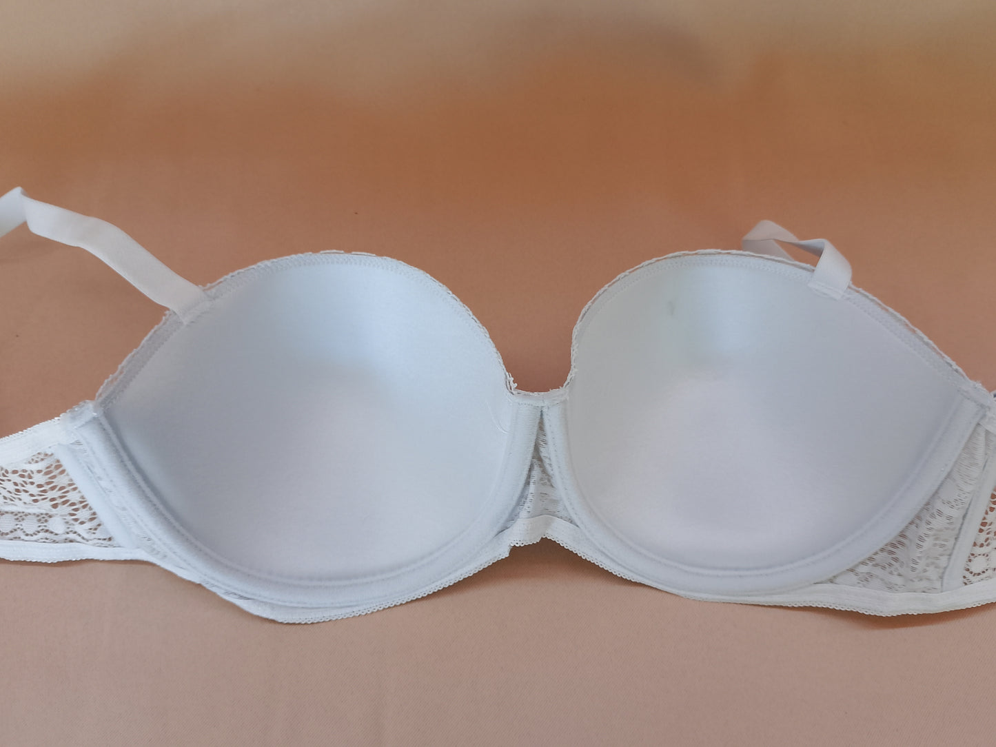 Delicatețe Cromatică: Sutien Primark cu Dantelă Fină, Nuanță Light Blue – Confort și Stil! 80D