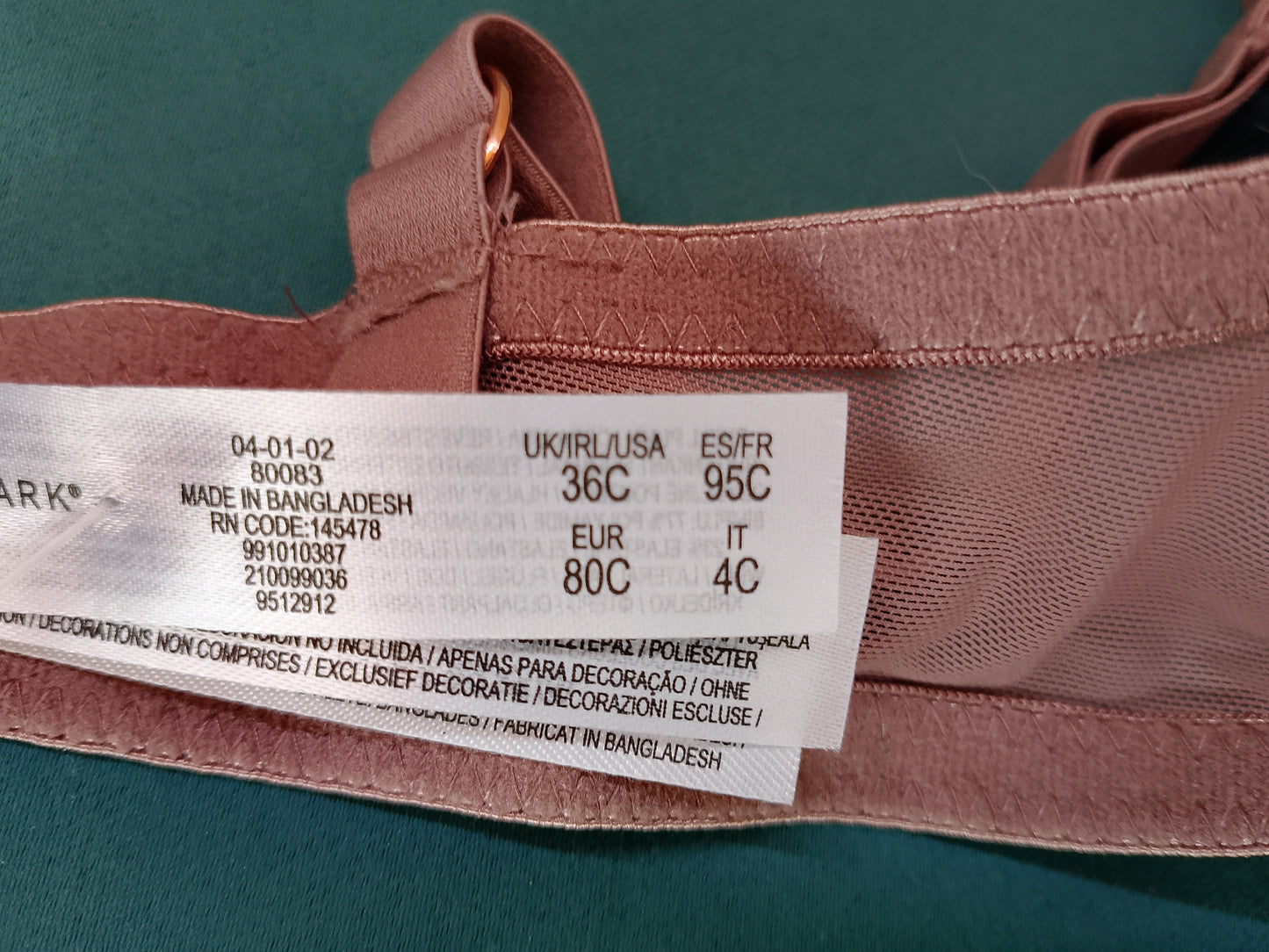 Farmec Subtil: Sutien Primark Roz Pudră cu Detalii Delicate la Spate – Confort și Stil! 80C