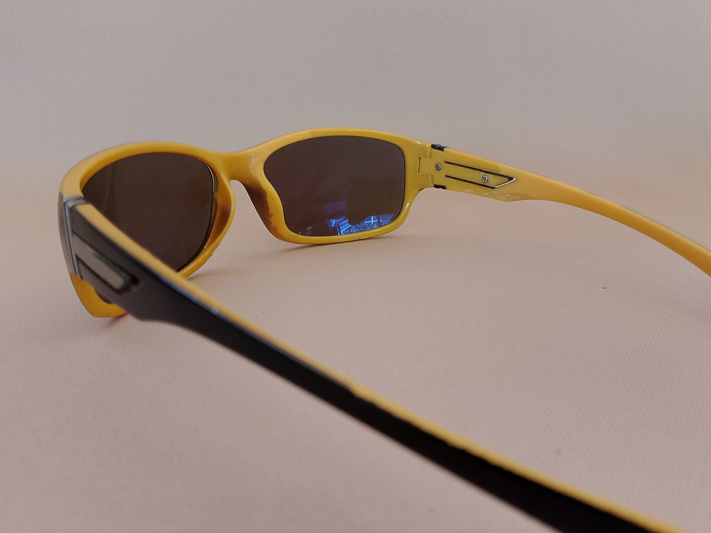 Ochelari de Soare Sport Oakley – Protecție și Stil la Super Preț!
