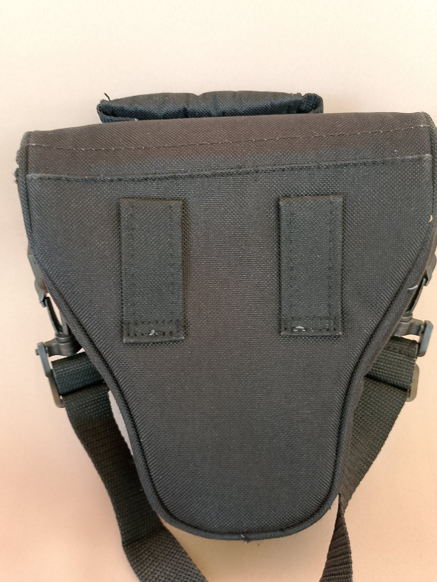 Geantă Foto Compactă Samsonite – Protecție Fiabilă pentru Aparatul Tău!