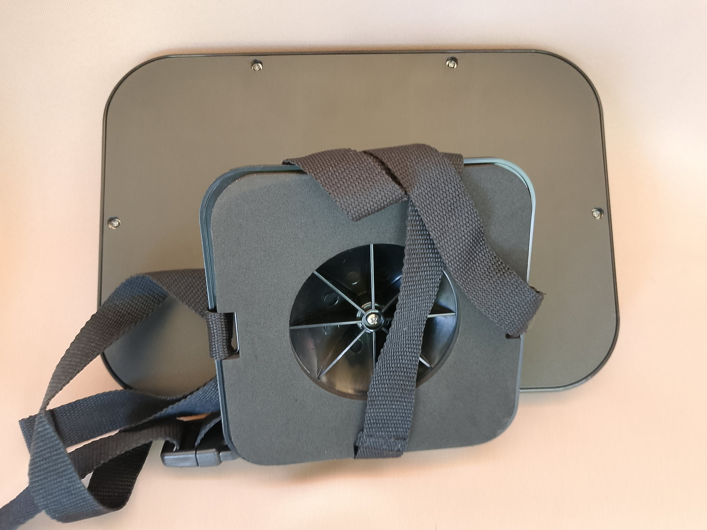 Oglindă Auto Ajustabilă pentru Bebe – Supraveghează-ți Copilul în Siguranță!