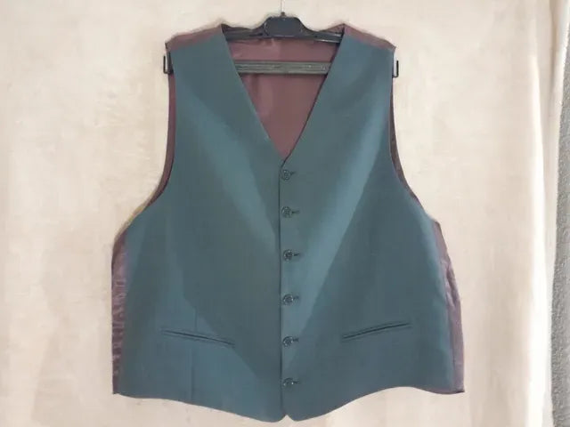 Vesta costum. Noua, fara eticheta.