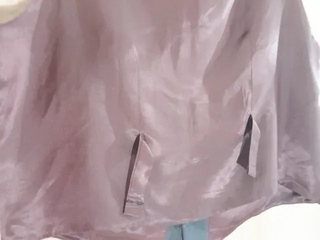 Vesta costum. Noua, fara eticheta.