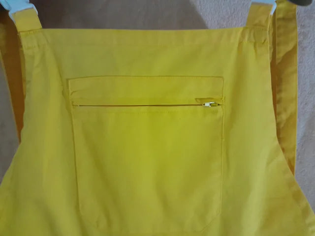 Salopeta munca. Marime talie 50 cm. Nou fara eticheta.