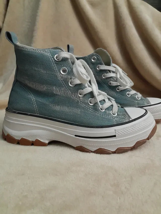 Adidasi Denim. Marime 38.