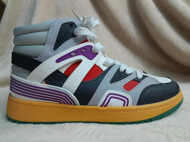 Adidasi multicolor. Noi. Fara eticheta. Marime 39.