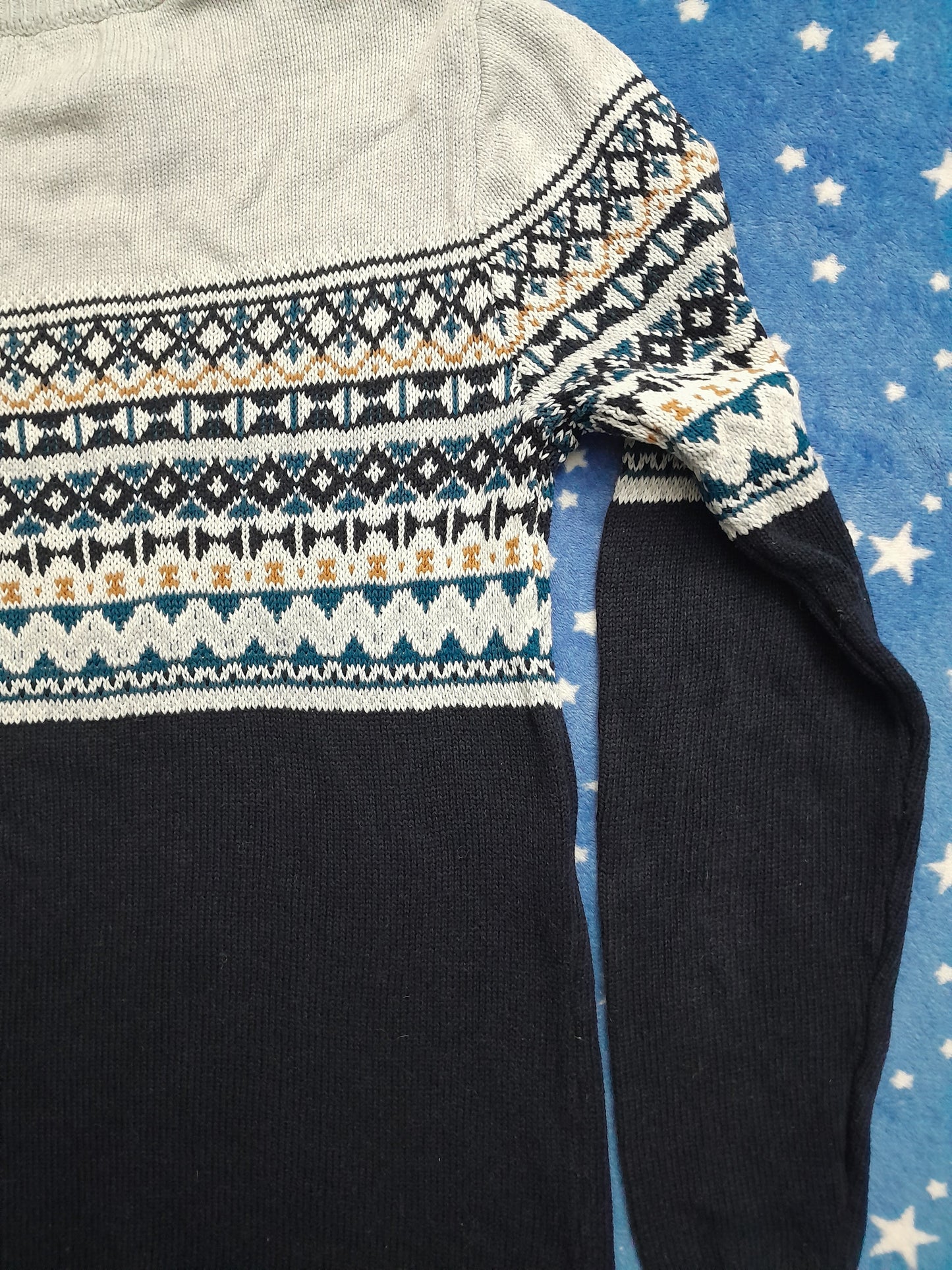 Pulovar Pull& Bear. Marime M. 100% bumbac.