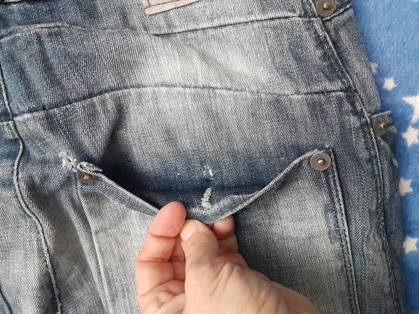 Blugi Marca Inside Authentic Trade. Marime 40.