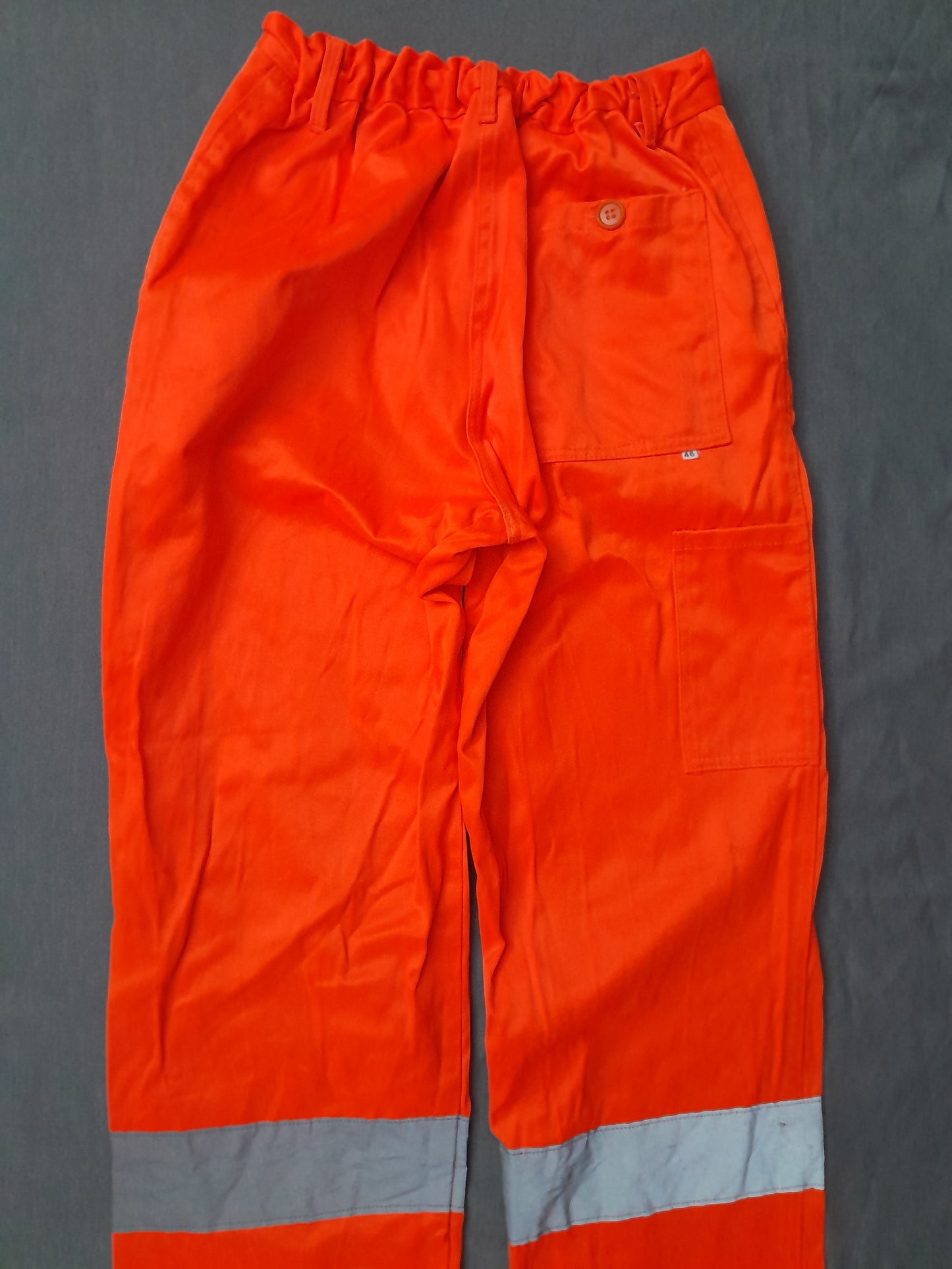 Pantaloni reflectorizanti. Talie 30/ 42 cm.
