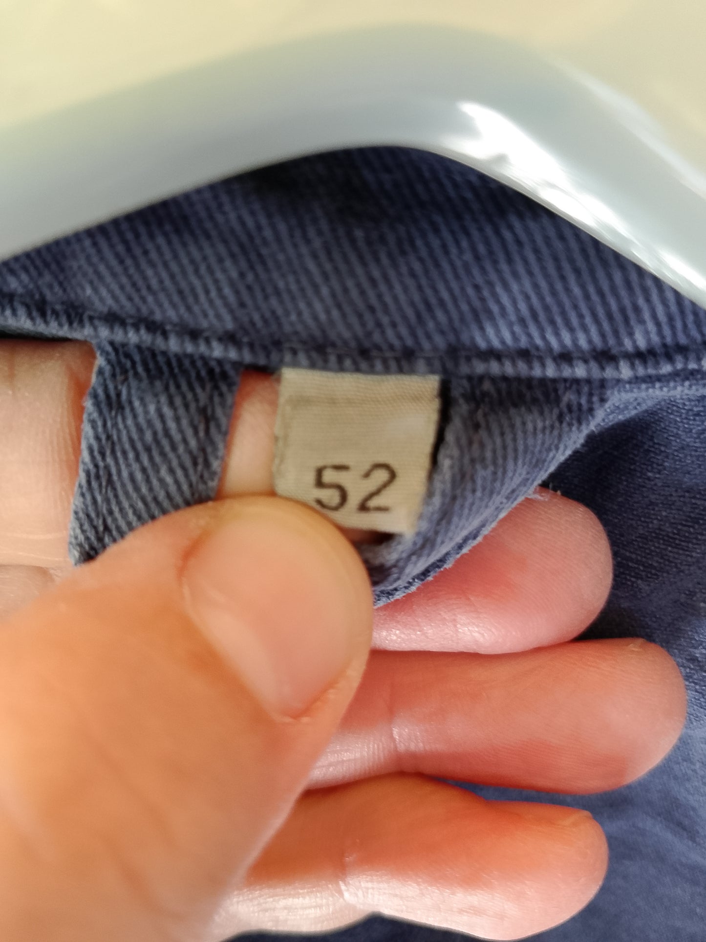 Jachetă de Lucru Vintage - O Piesă Autentică, Gata pentru Noi Provocări! Marime 52