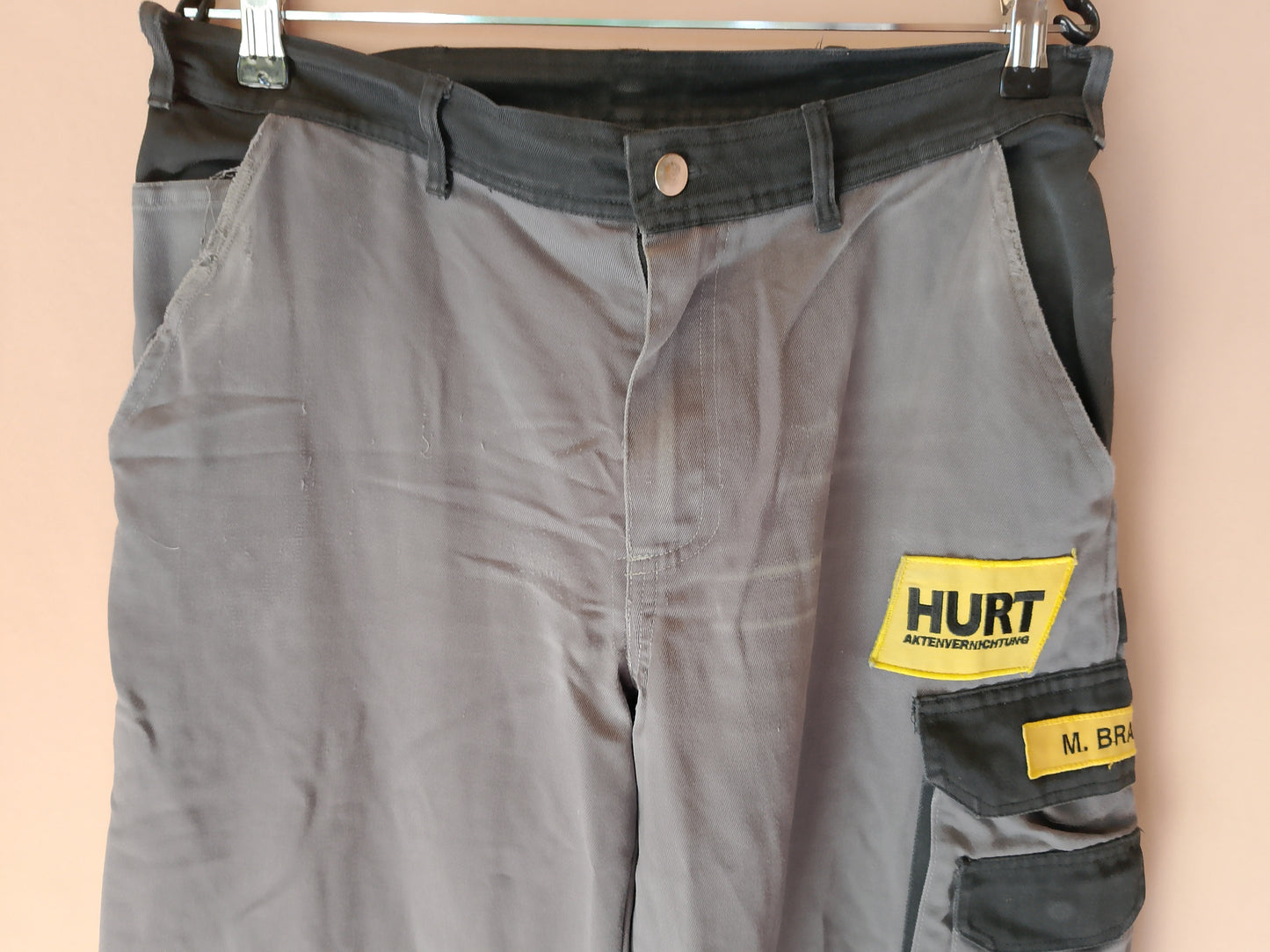 Pantaloni de Lucru Hurt - Stăpânește-ți Proiectele cu Un Echipament Testat!
