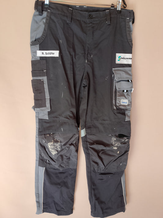 Bună! Iată descrierea pentru următorii pantaloni.  Pantaloni de Lucru Boco - Făcuți pentru Muncă Grea și Rezistență!. Marime 54