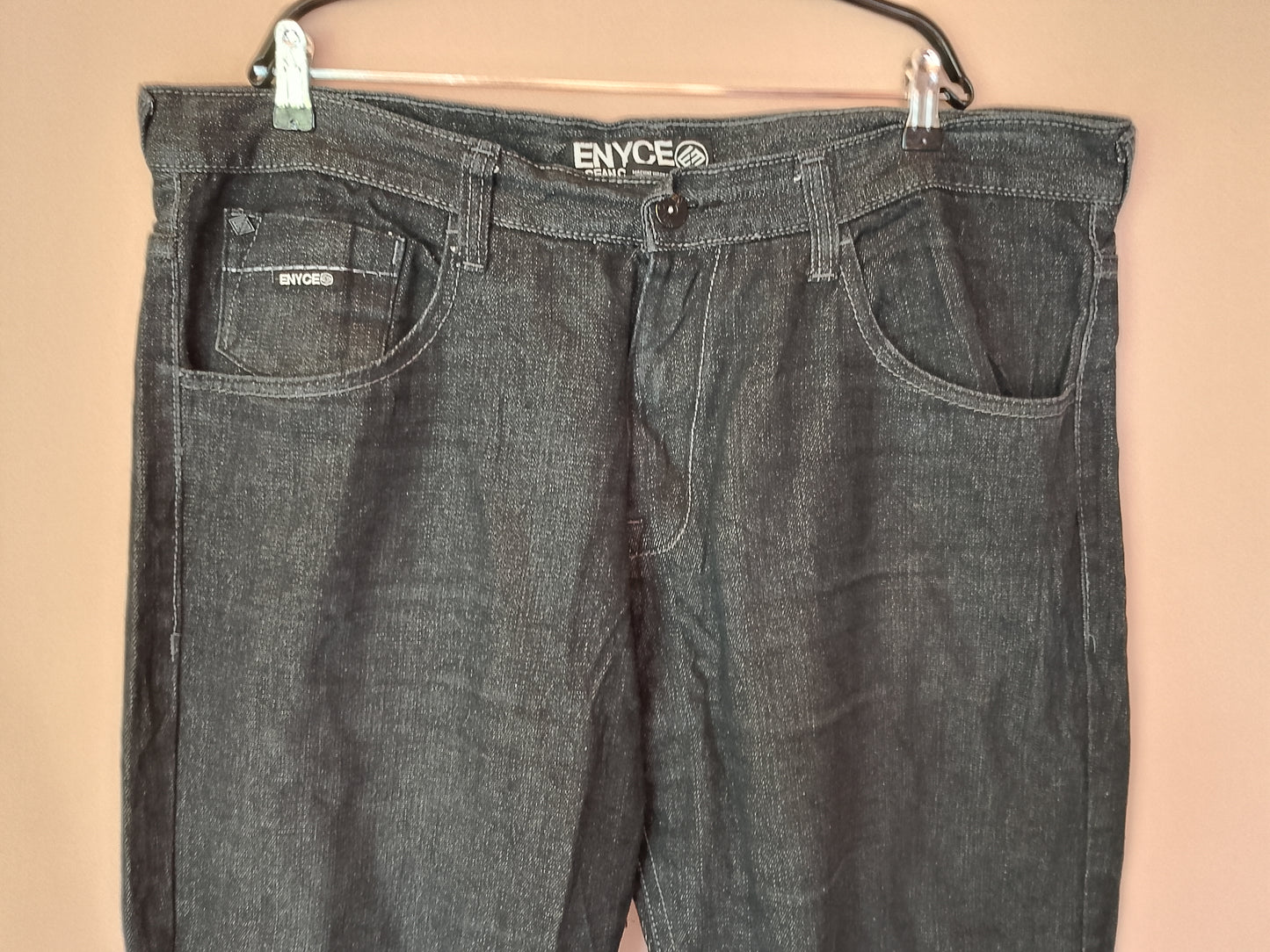 Jeans urban Enyce - Stil  autentic pentru garderoba ta. Talie 54 cm