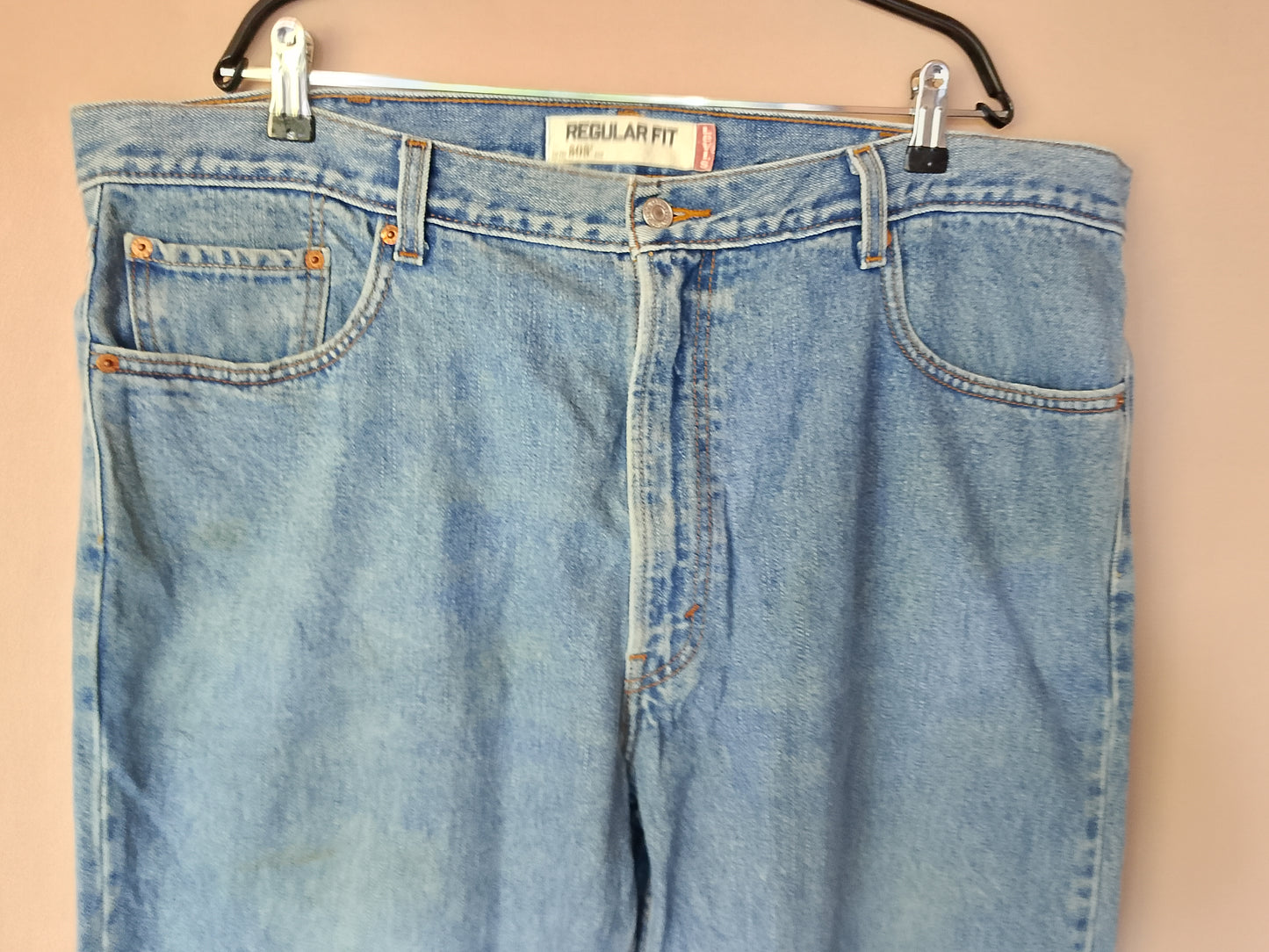 Blugi Originali Levi's, Model 505 - Stil Legendar și Confort Clasic!