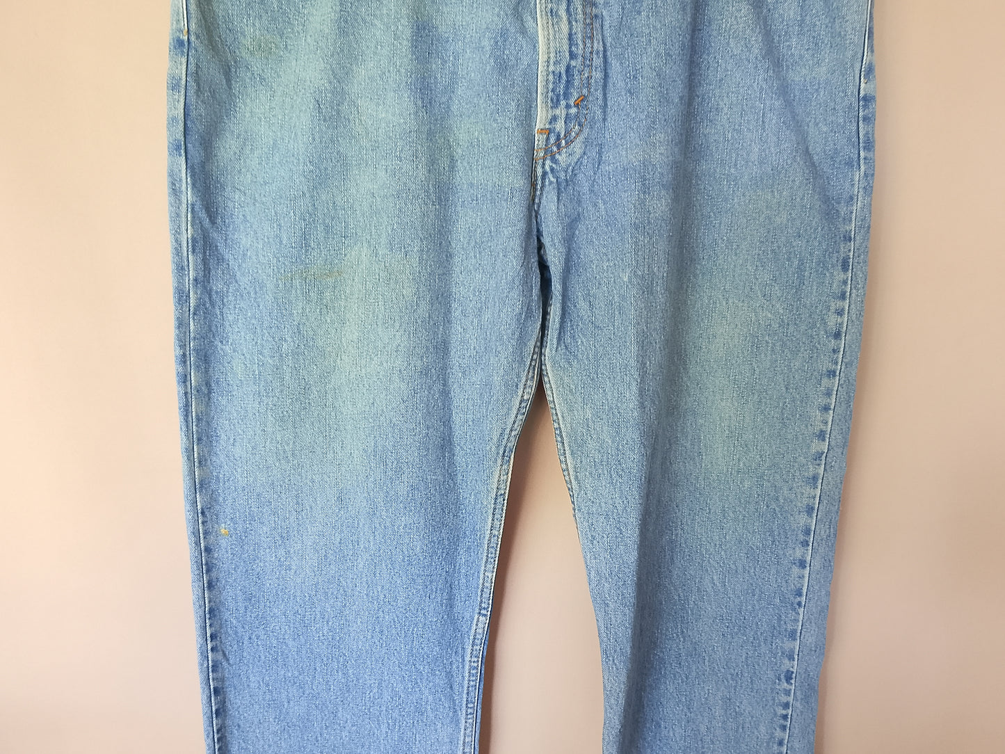 Blugi Originali Levi's, Model 505 - Stil Legendar și Confort Clasic!