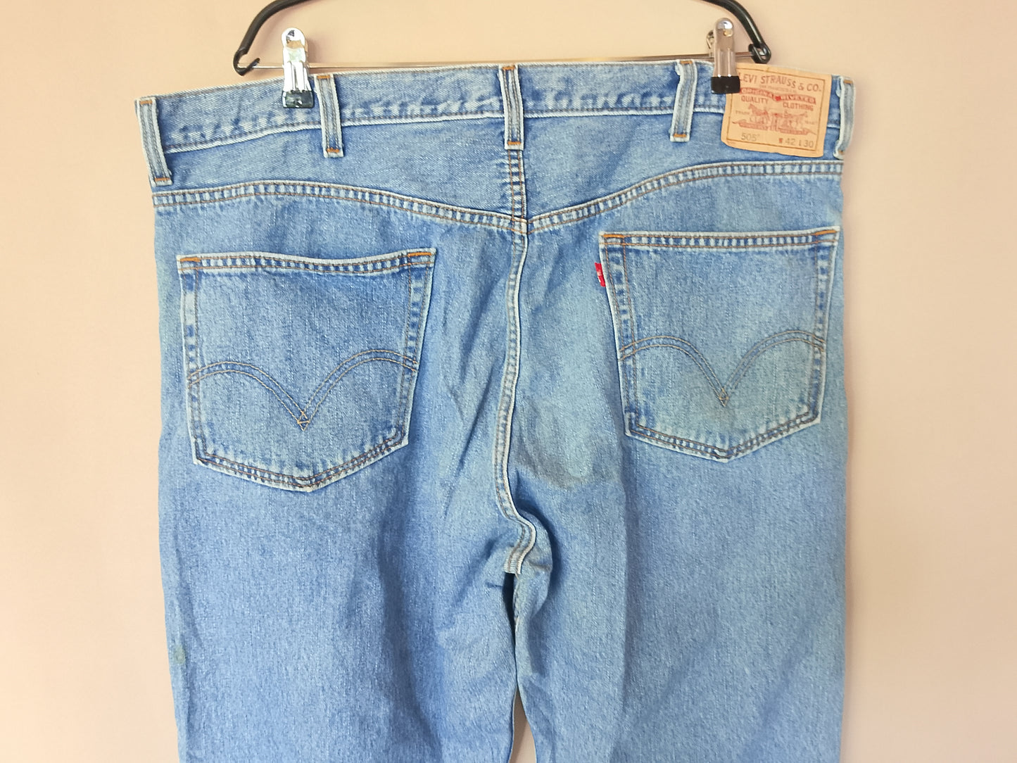 Blugi Originali Levi's, Model 505 - Stil Legendar și Confort Clasic!