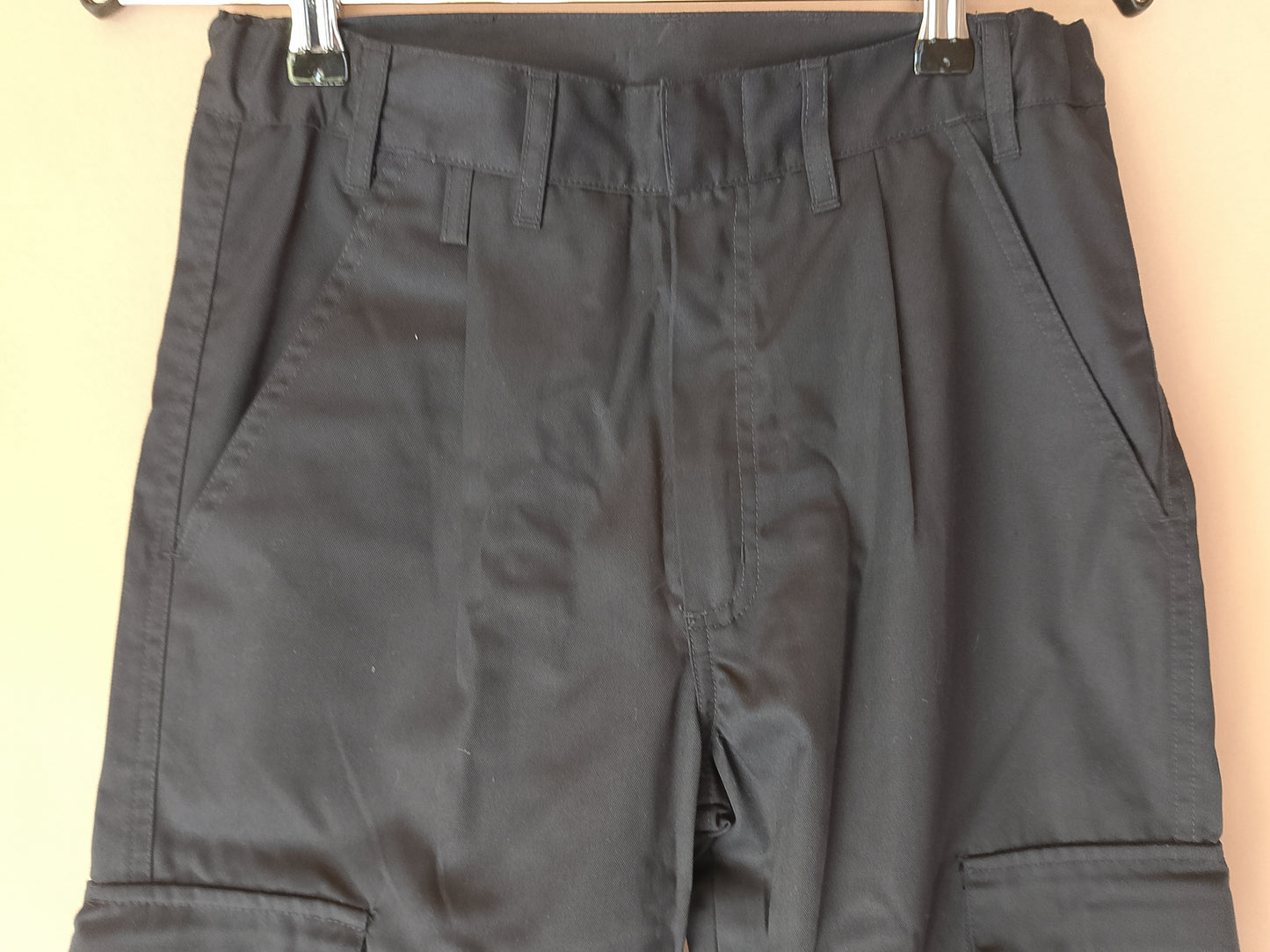 Pantaloni de Lucru Portwest, Mărimea 34 - Cargo Negru, Rezistență și Confort!