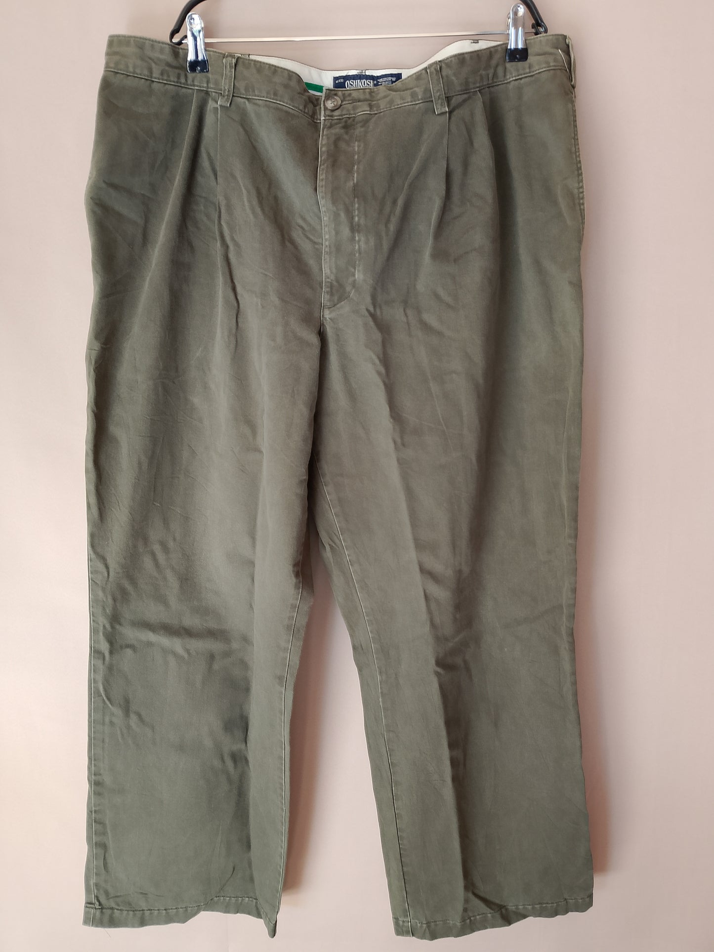Pantaloni clasici OSHKOSH din bumbac 100% – Marimea 42x32, culoare verde kaki