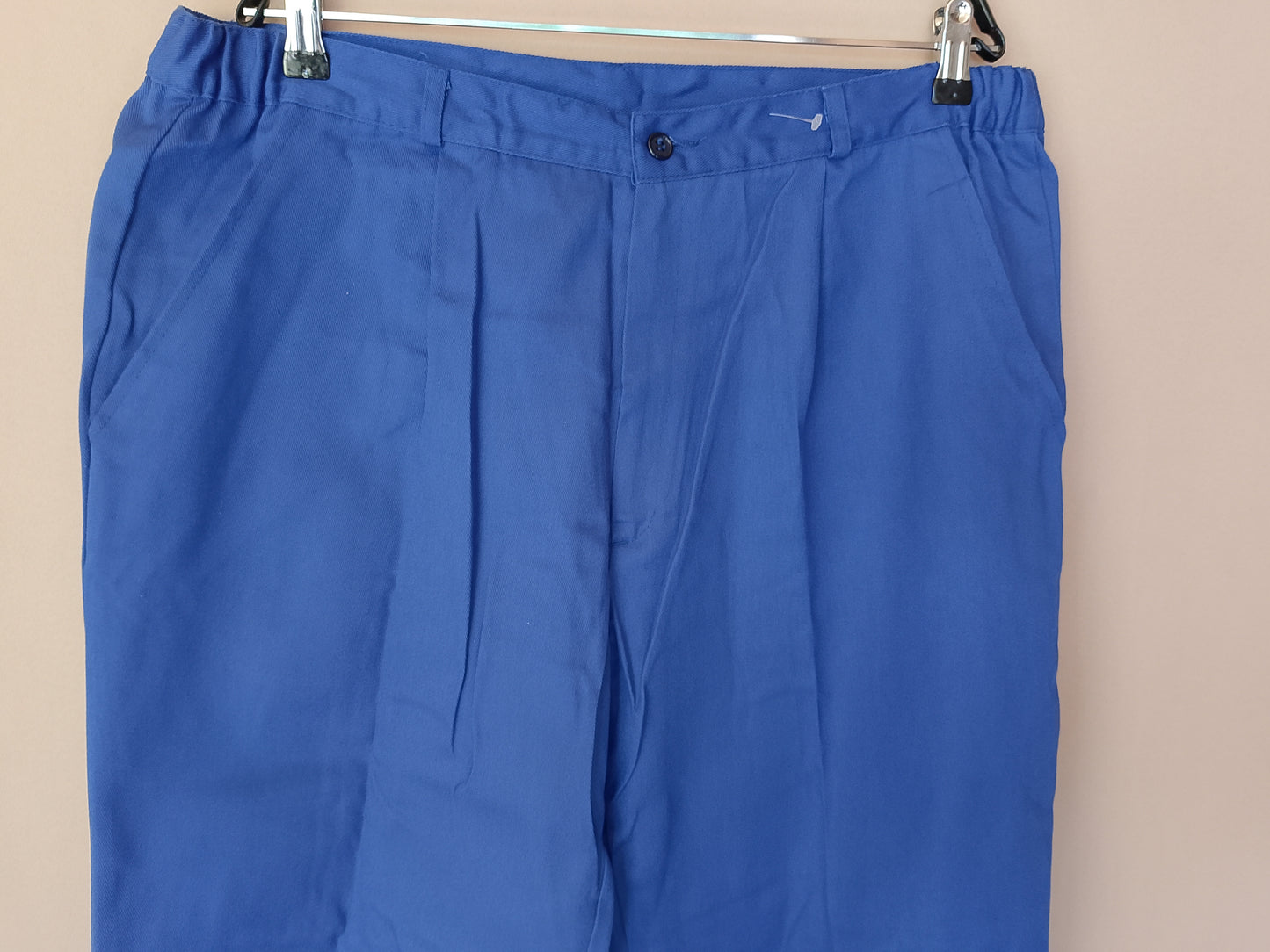 Pantaloni de lucru bleumarin, mărimea 48 - Confort și funcționalitate pentru meseria ta!