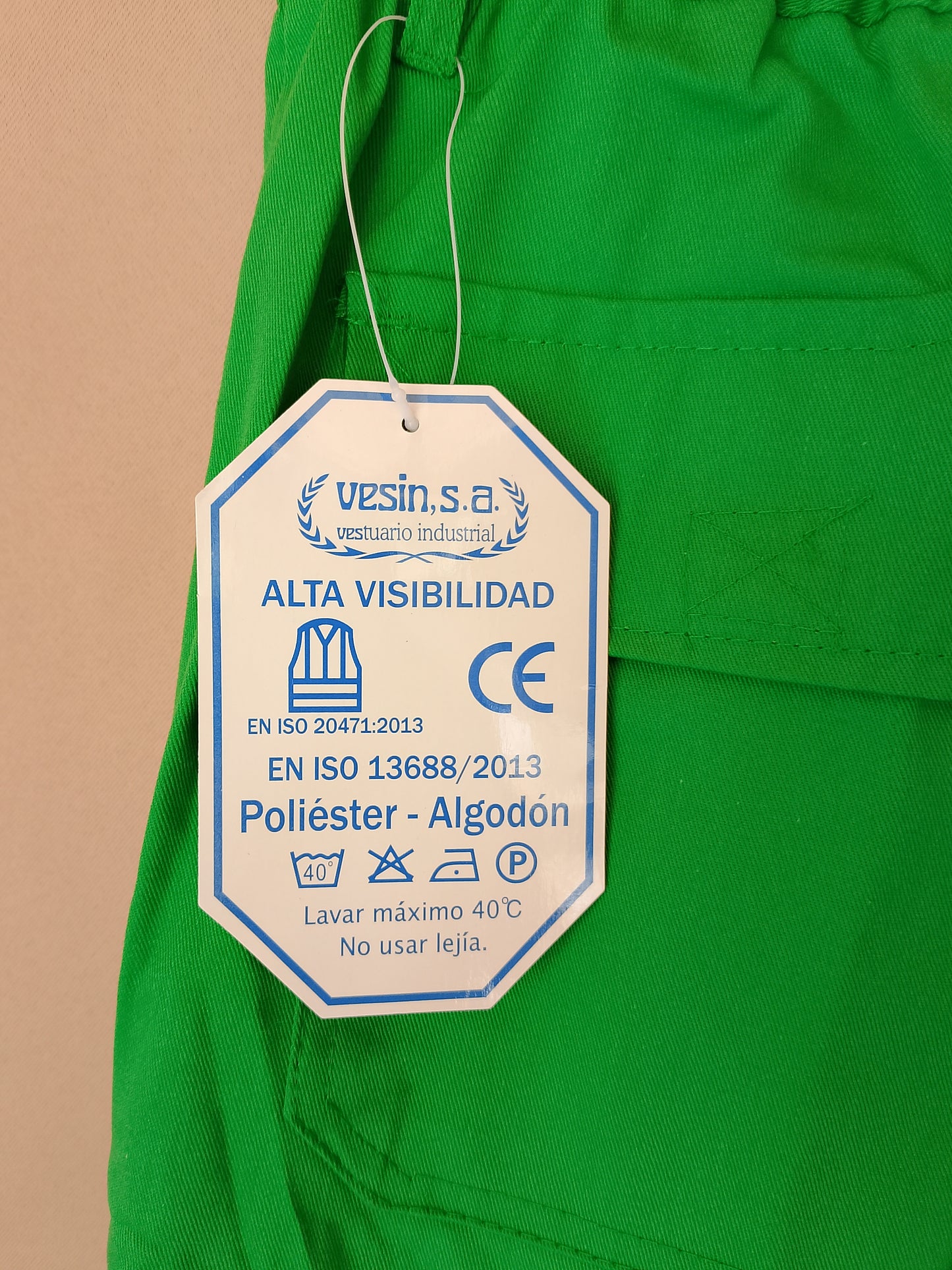 Pantaloni de înaltă vizibilitate VESIN,  Mărimea 44 - Siguranța pe primul loc!