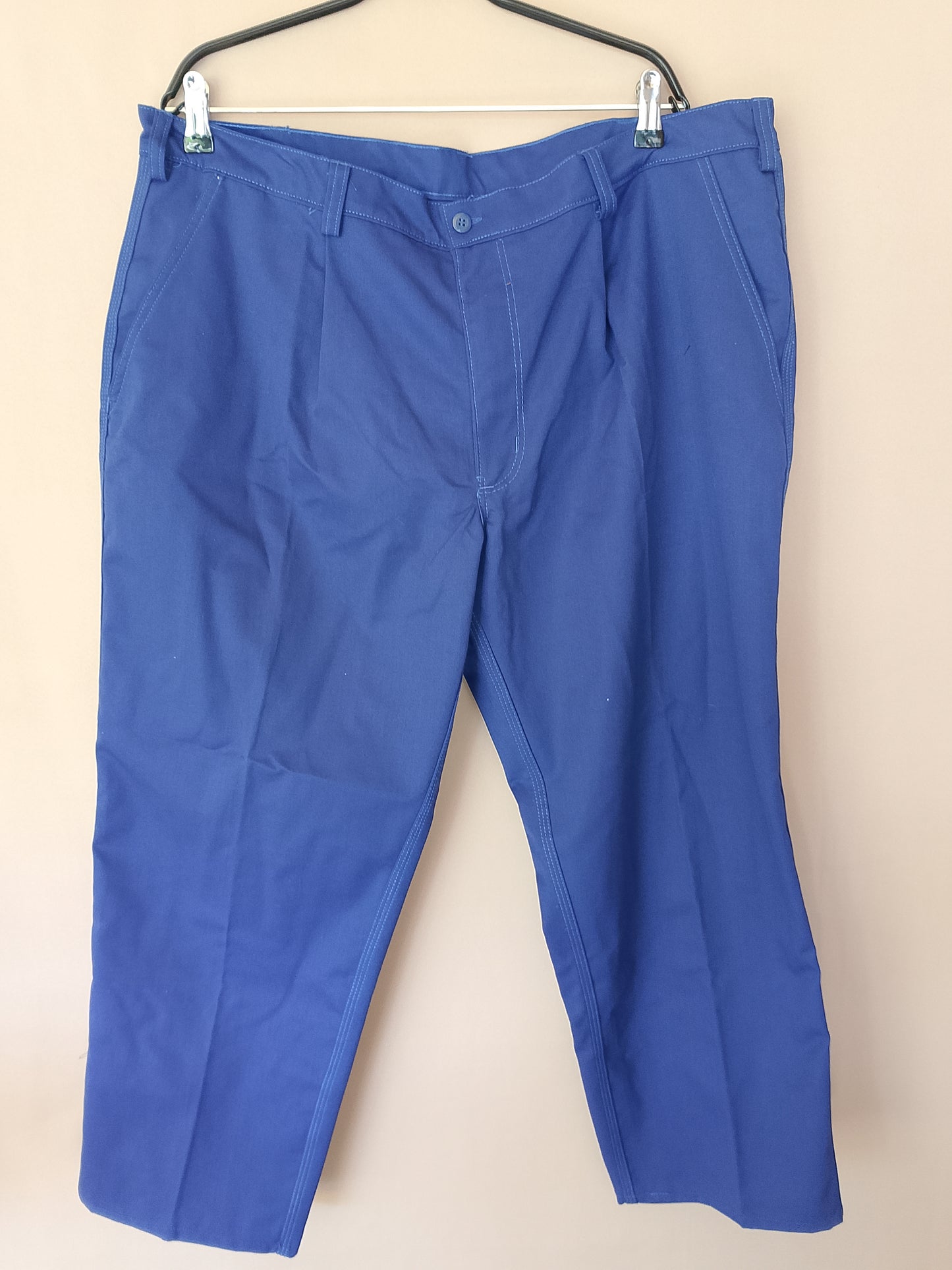Pantaloni de lucru bleumarin, mărimea 54 - Un partener de încredere pentru fiecare zi!