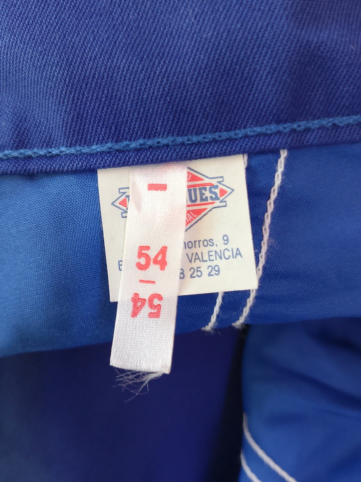 Pantaloni de lucru bleumarin, mărimea 54 - Un partener de încredere pentru fiecare zi!