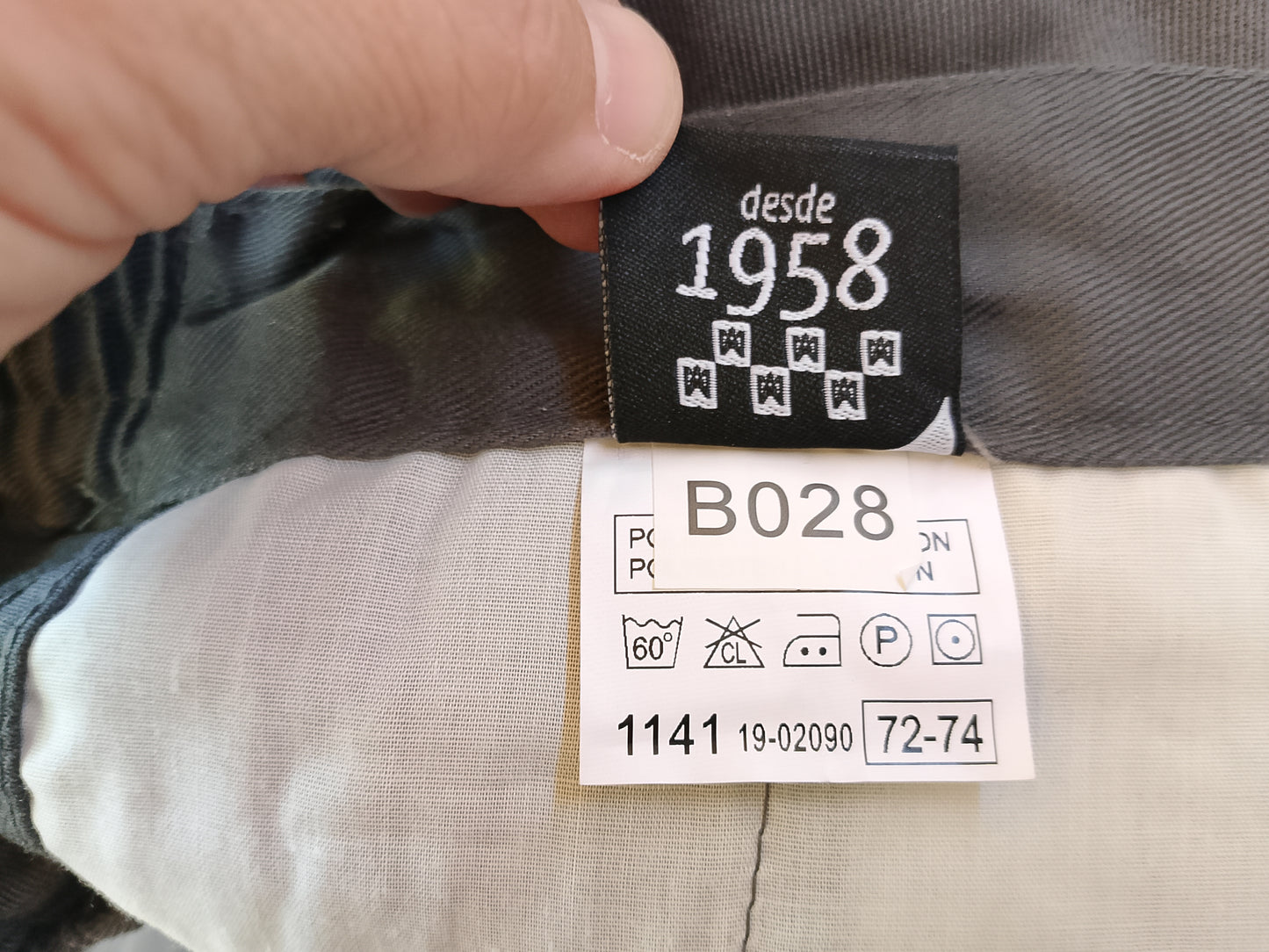 Pantaloni de lucru "desde 1958", mărimea 72-74 - Confort și rezistență pentru bărbații puternici!