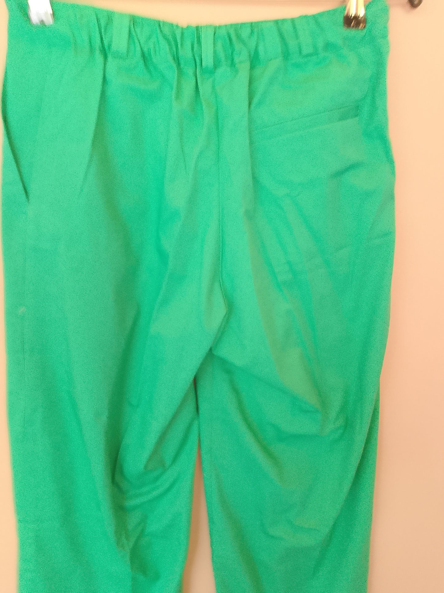 Pantaloni de lucru verde-neon, mărimea 42 - Fii vizibil și în siguranță la locul de muncă!