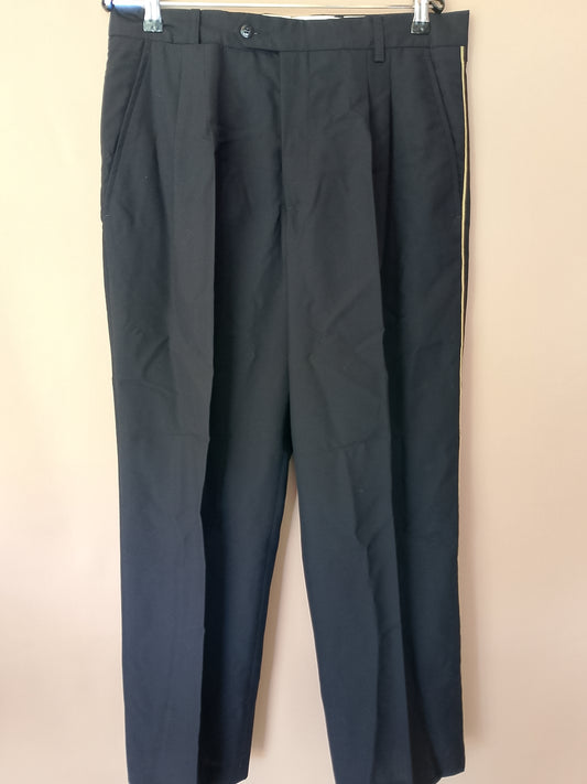 Pantaloni uniformă "J&MA'S UNIFORMES" - Calitate superioară pentru profesioniști. Marime 42.