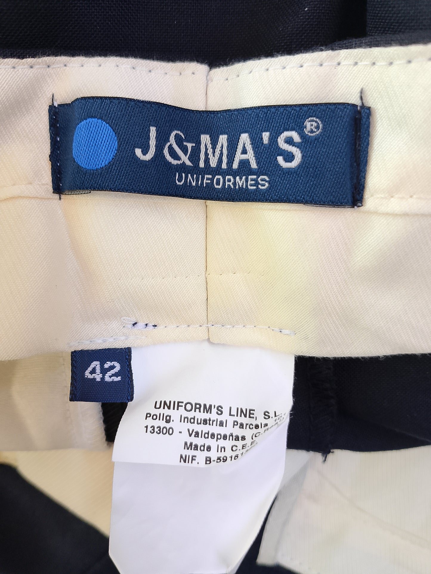 Pantaloni uniformă "J&MA'S UNIFORMES" - Calitate superioară pentru profesioniști. Marime 42.