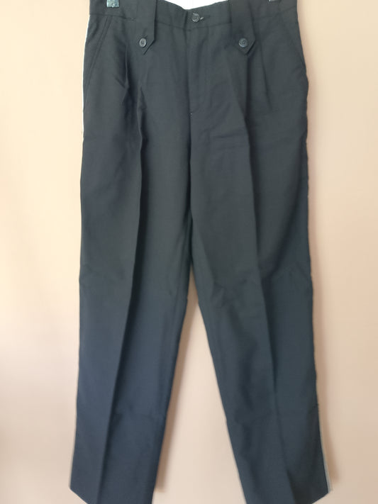 Pantaloni formali negri - Eleganță atemporală pentru ocazii speciale