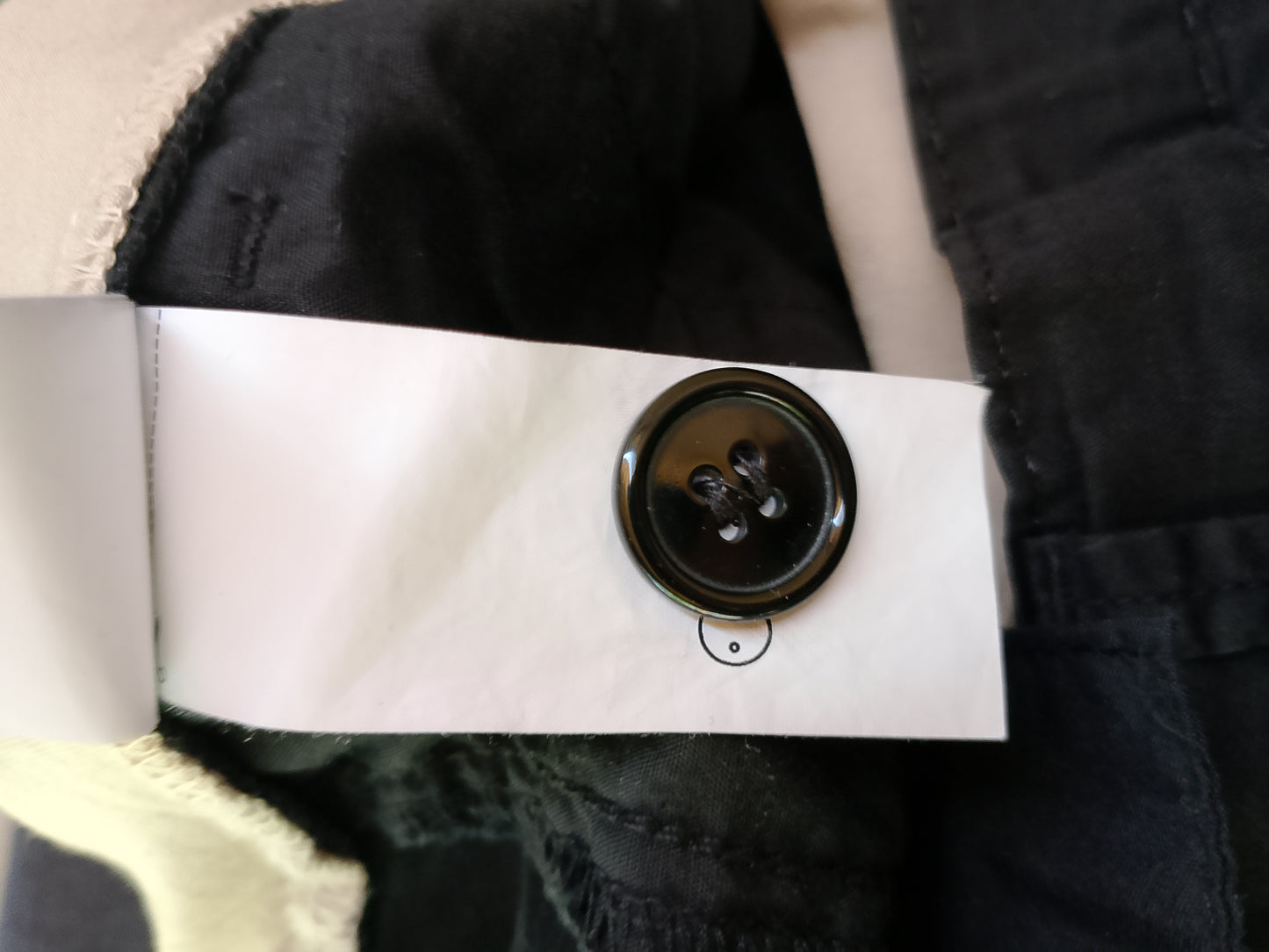 Pantaloni de maternitate Zalando Essentials, negri, model chino - Confort și stil modern pentru viitoarele mămici! Marime S